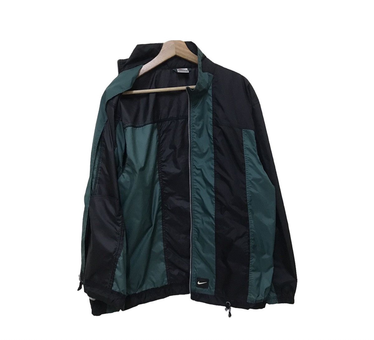 Nike Vintage Nike Orange Tag Windbreaker Light Jacket Size US L / EU 52-54 / 3 - 2 Thumbnail
