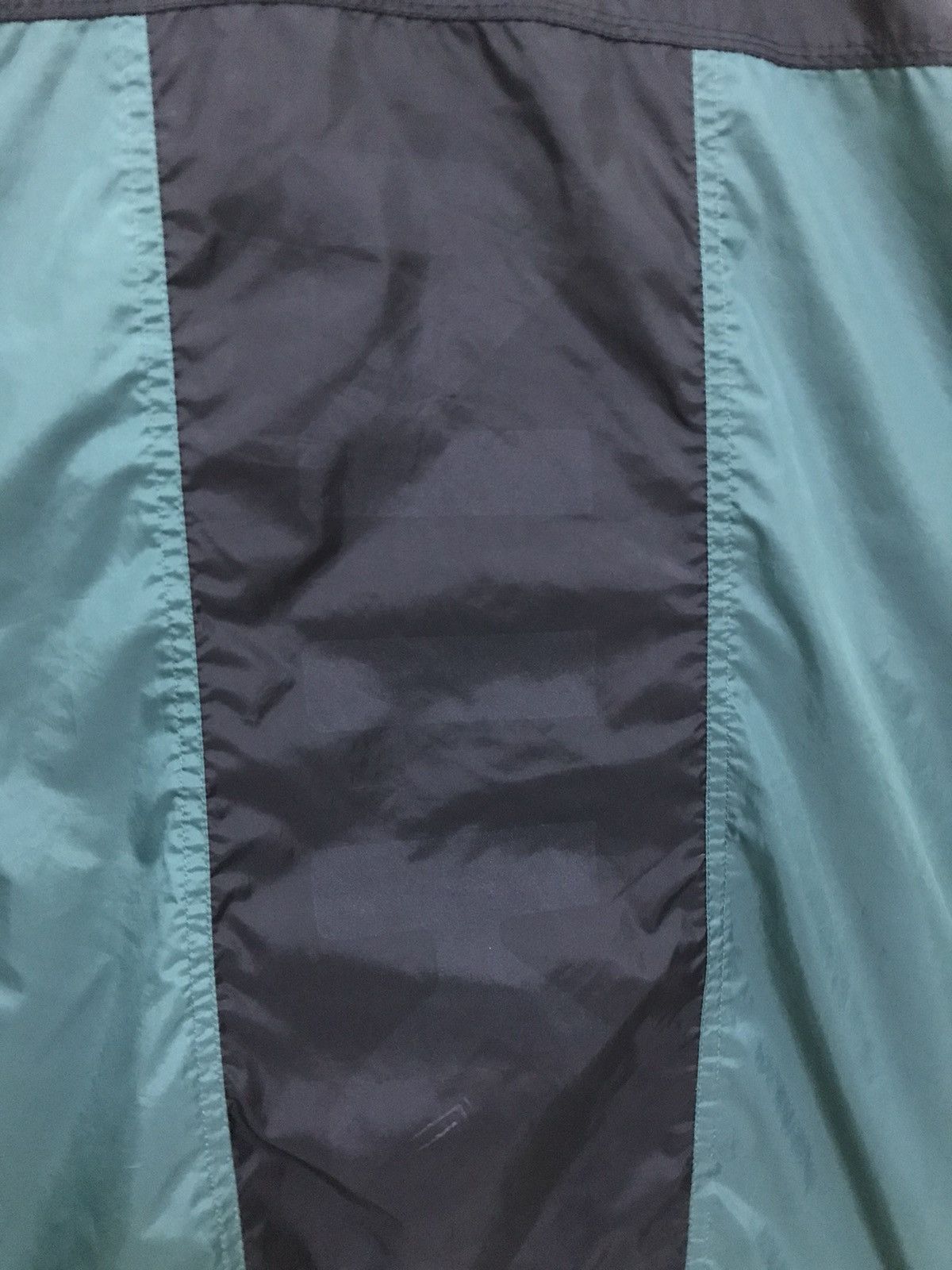 Nike Vintage Nike Orange Tag Windbreaker Light Jacket Size US L / EU 52-54 / 3 - 9 Thumbnail