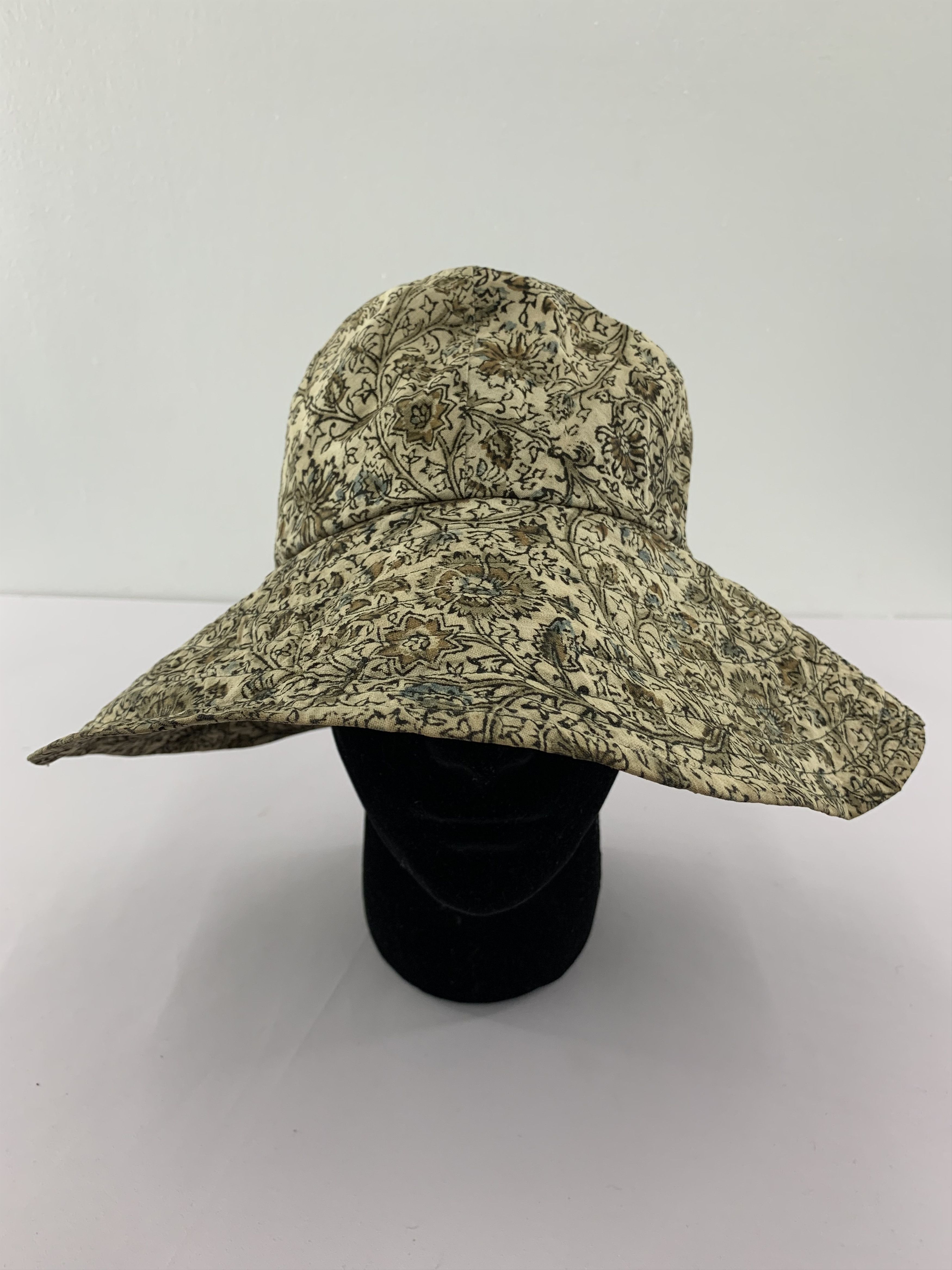 Japanese Brand Vintage 90s Bucket Hat Flowers Design - SS1037 Size ONE SIZE - 2 Thumbnail
