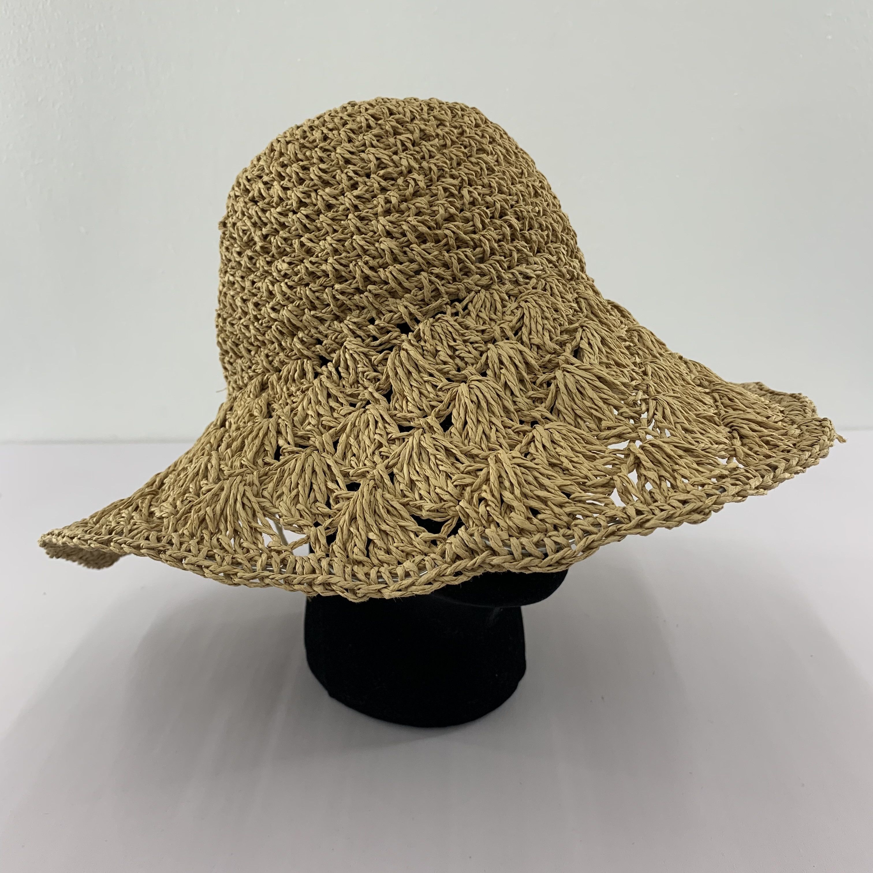 Handmade Vintage Handmade Straw Hats - S2041 Size ONE SIZE - 6 Thumbnail