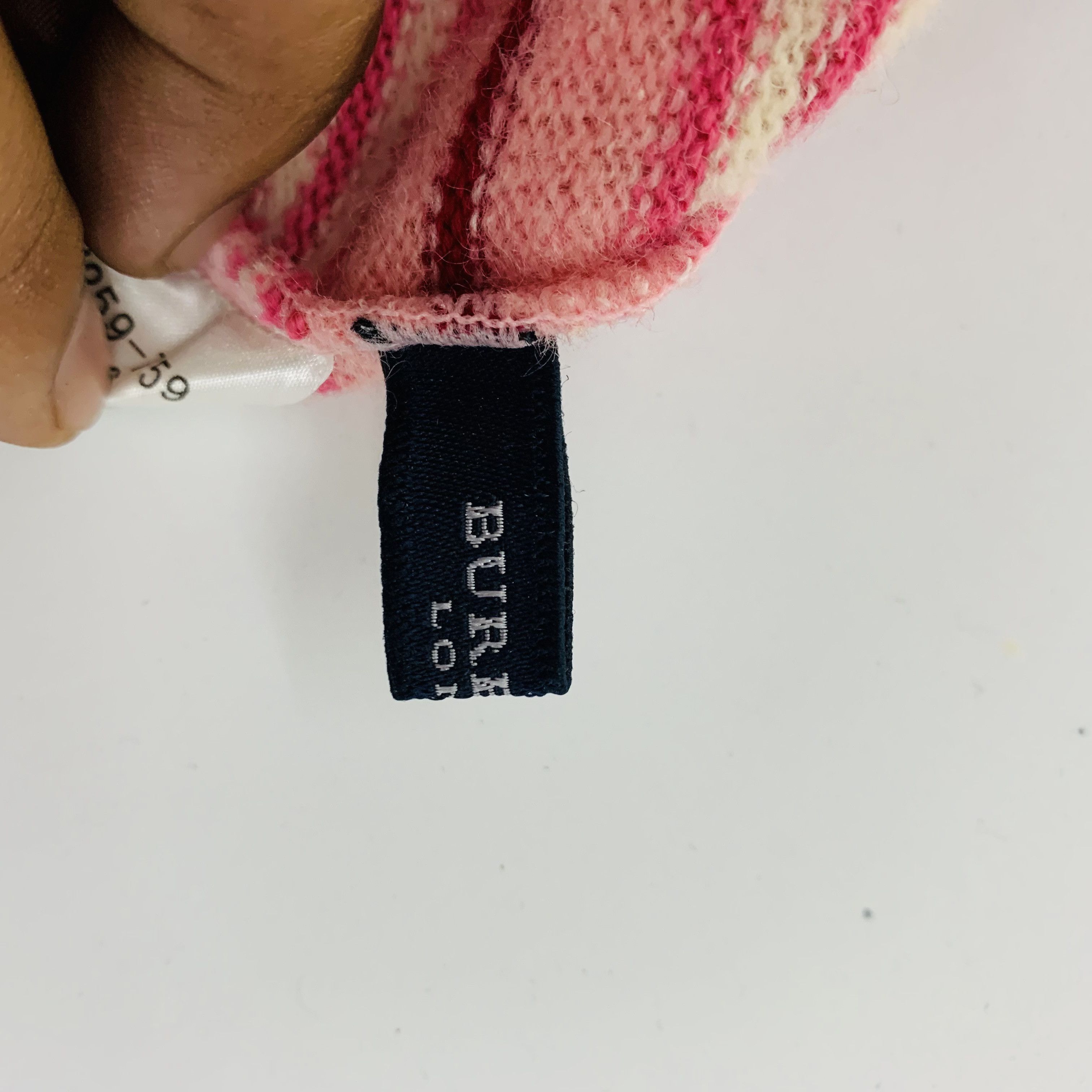 Burberry Burberry Beanie Hats Snow Cap Striped - B3051 Size ONE SIZE - 8 Thumbnail
