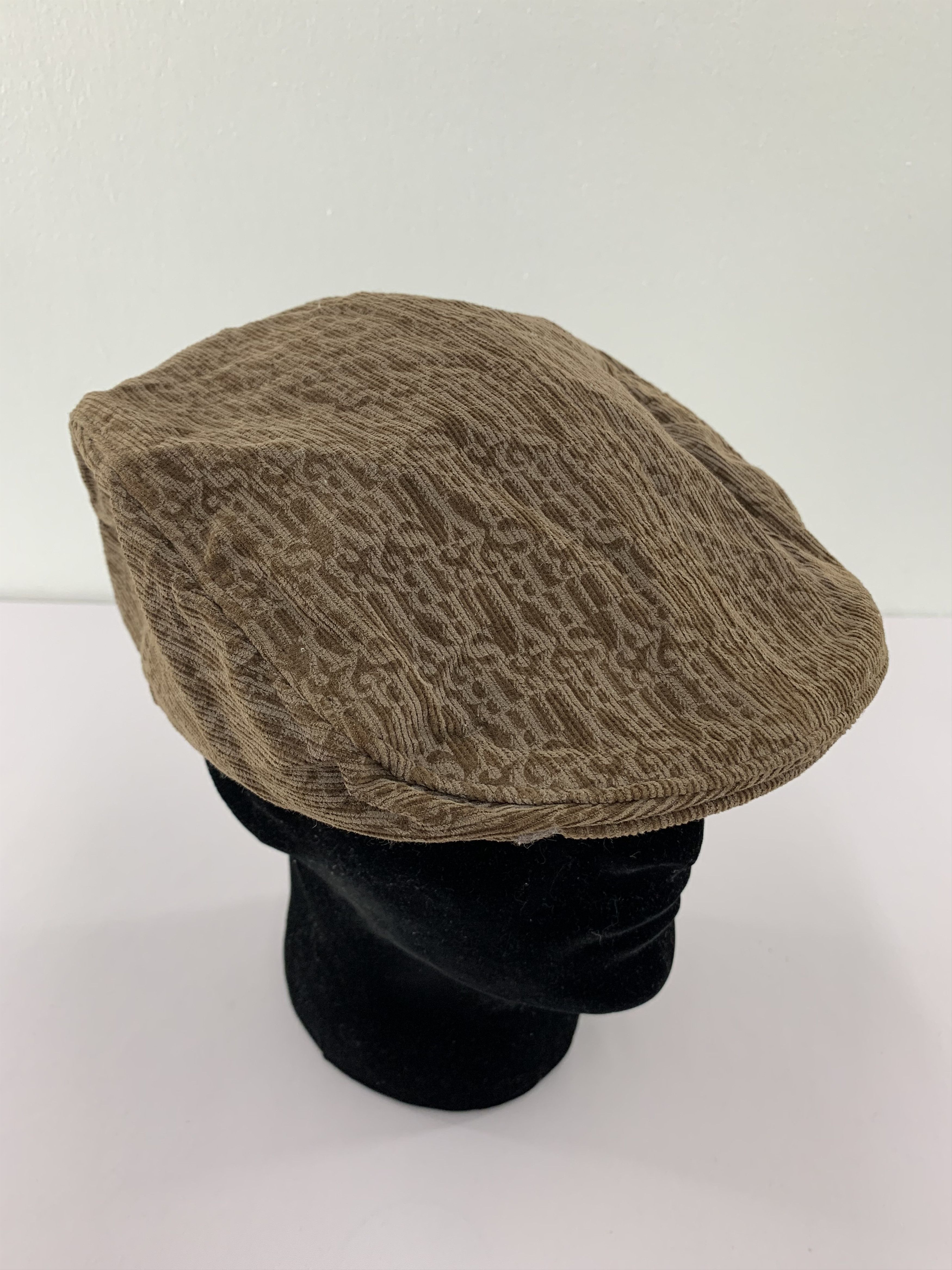 Other Bury S23 Monogram Flap Cap - SS135 Size ONE SIZE - 3 Thumbnail