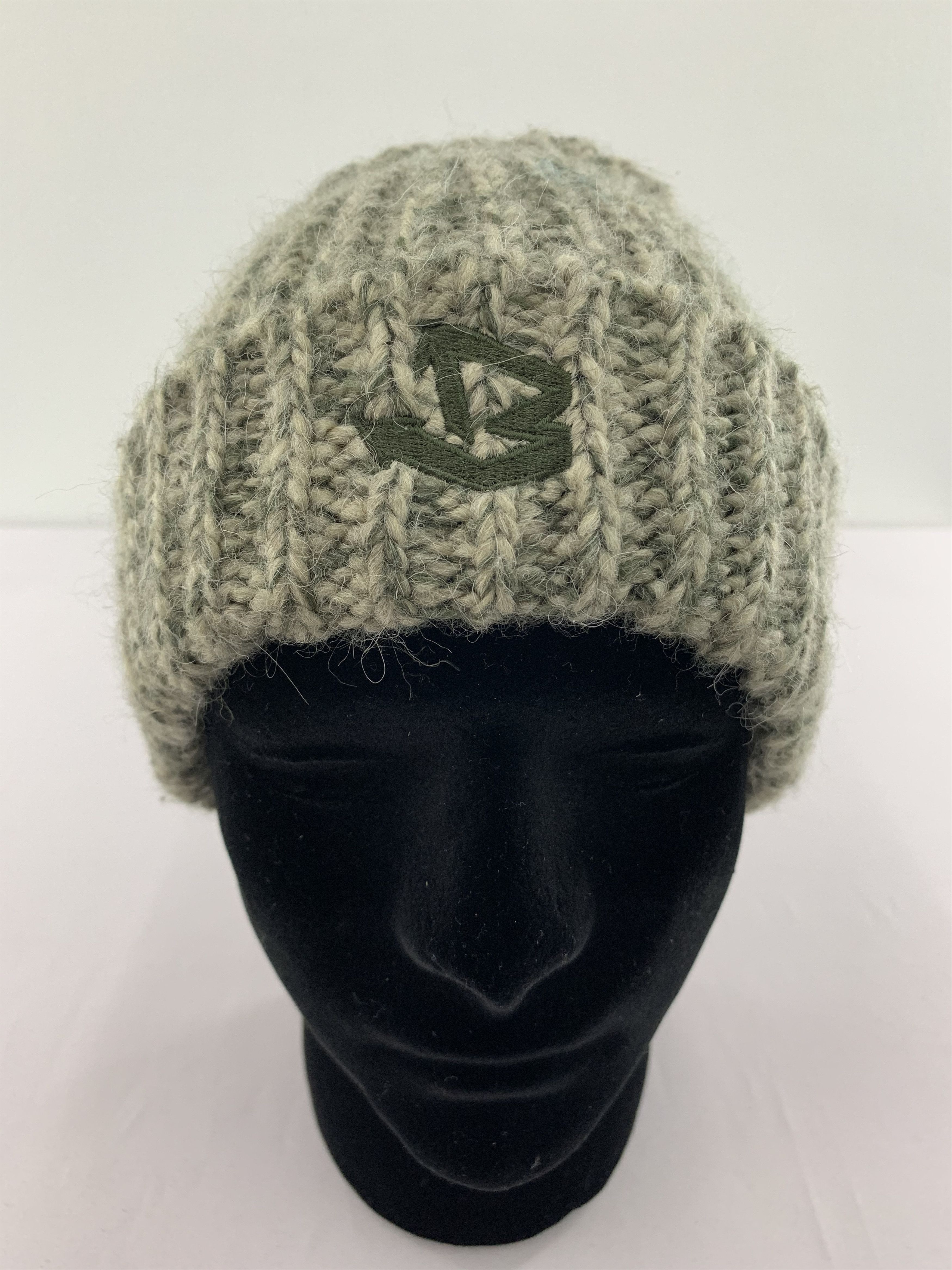 Burton Burton Made In Canada Beanie Hat Size ONE SIZE - 2 Thumbnail