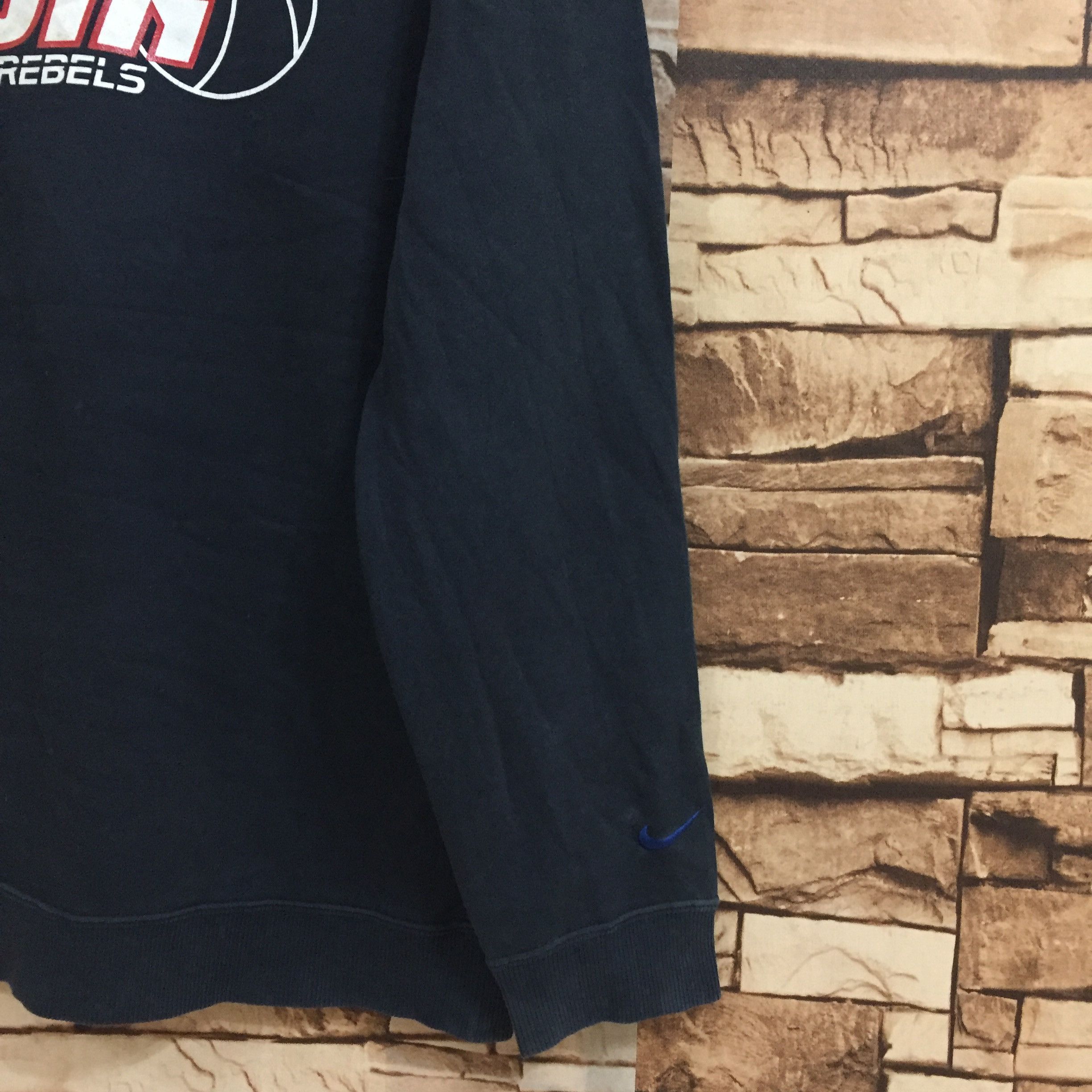 Nike Vintage NIKE sweatshirt Shoin Blue Rebels size S Size US S / EU 44-46 / 1 - 5 Thumbnail