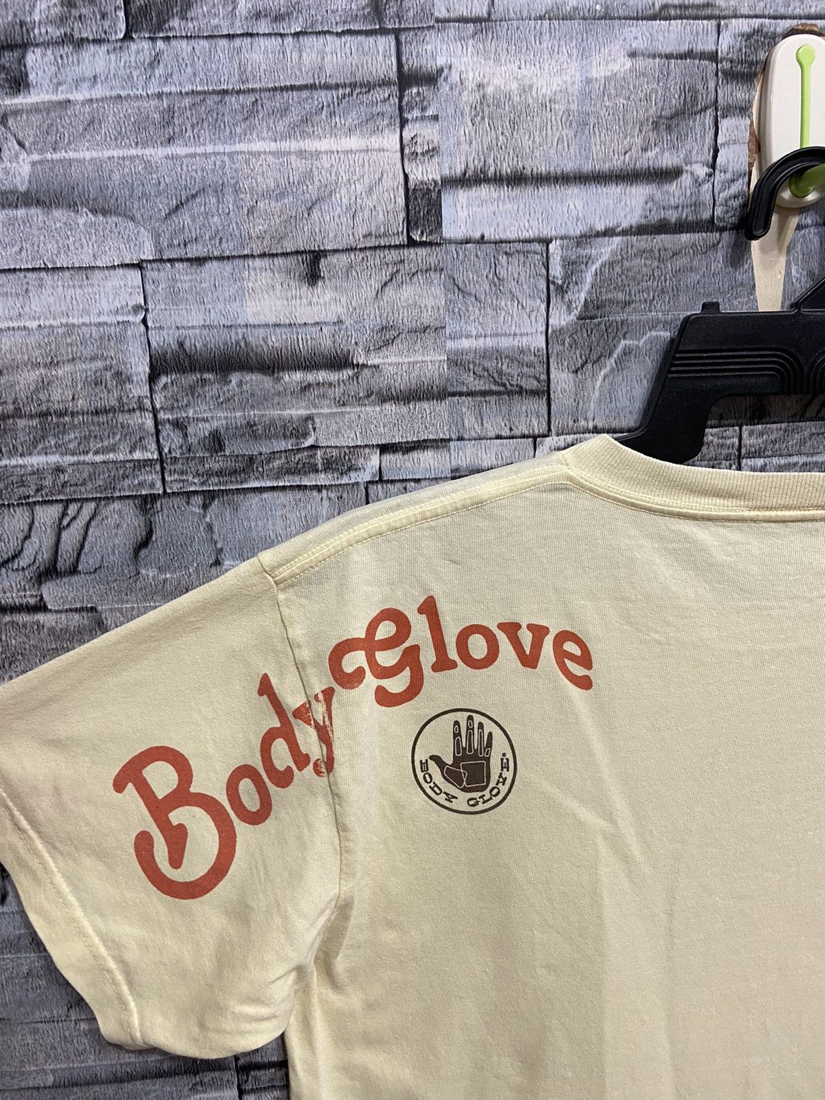 Body Glove Vintage Body Glove t shirt big design surf Size US M / EU 48-50 / 2 - 7 Thumbnail