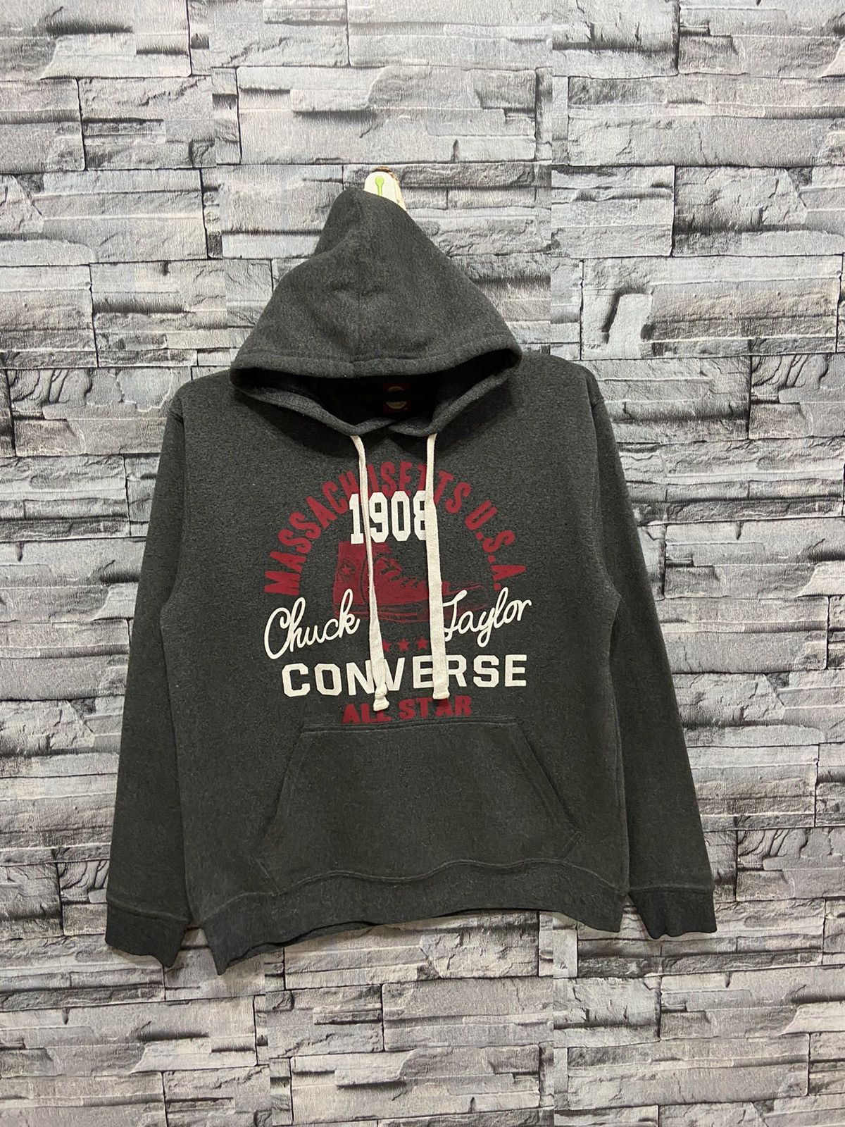 Converse Vintage Converse hoodie big logo shoes spell out Size US M / EU 48-50 / 2 - 2 Thumbnail