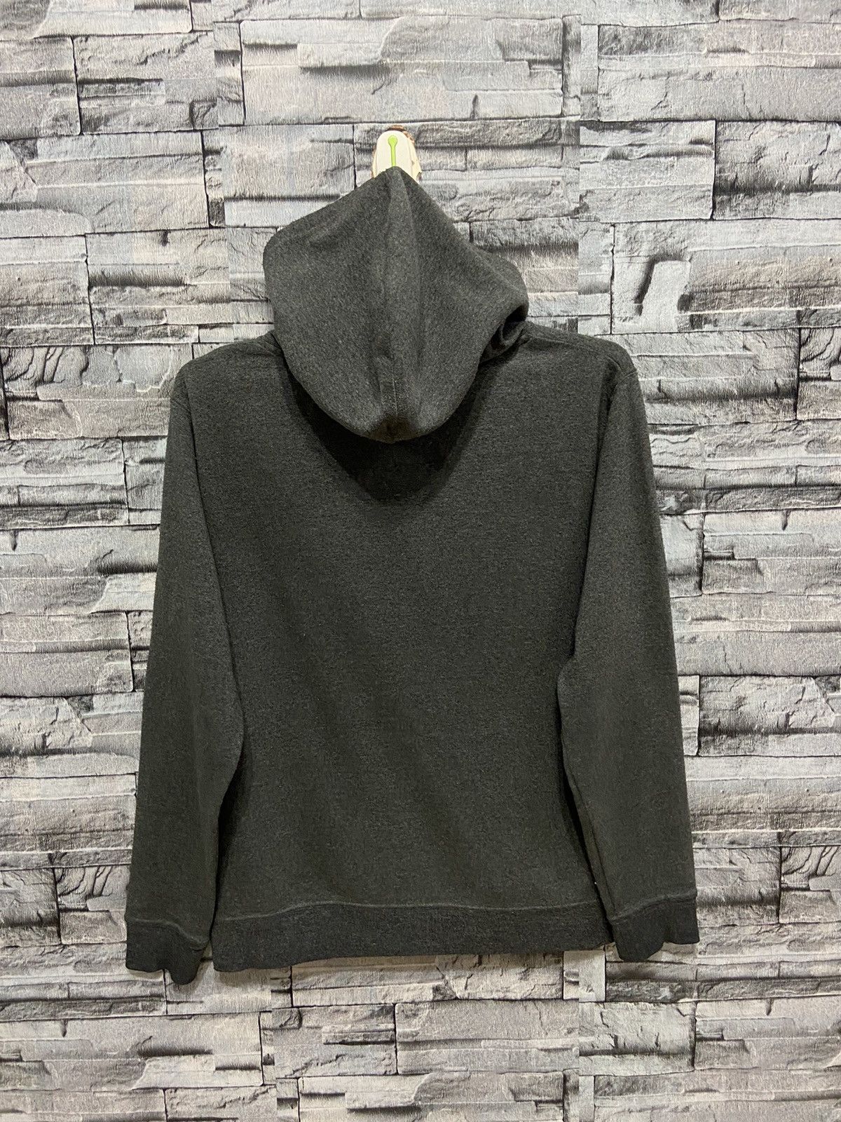Converse Vintage Converse hoodie big logo shoes spell out Size US M / EU 48-50 / 2 - 7 Thumbnail