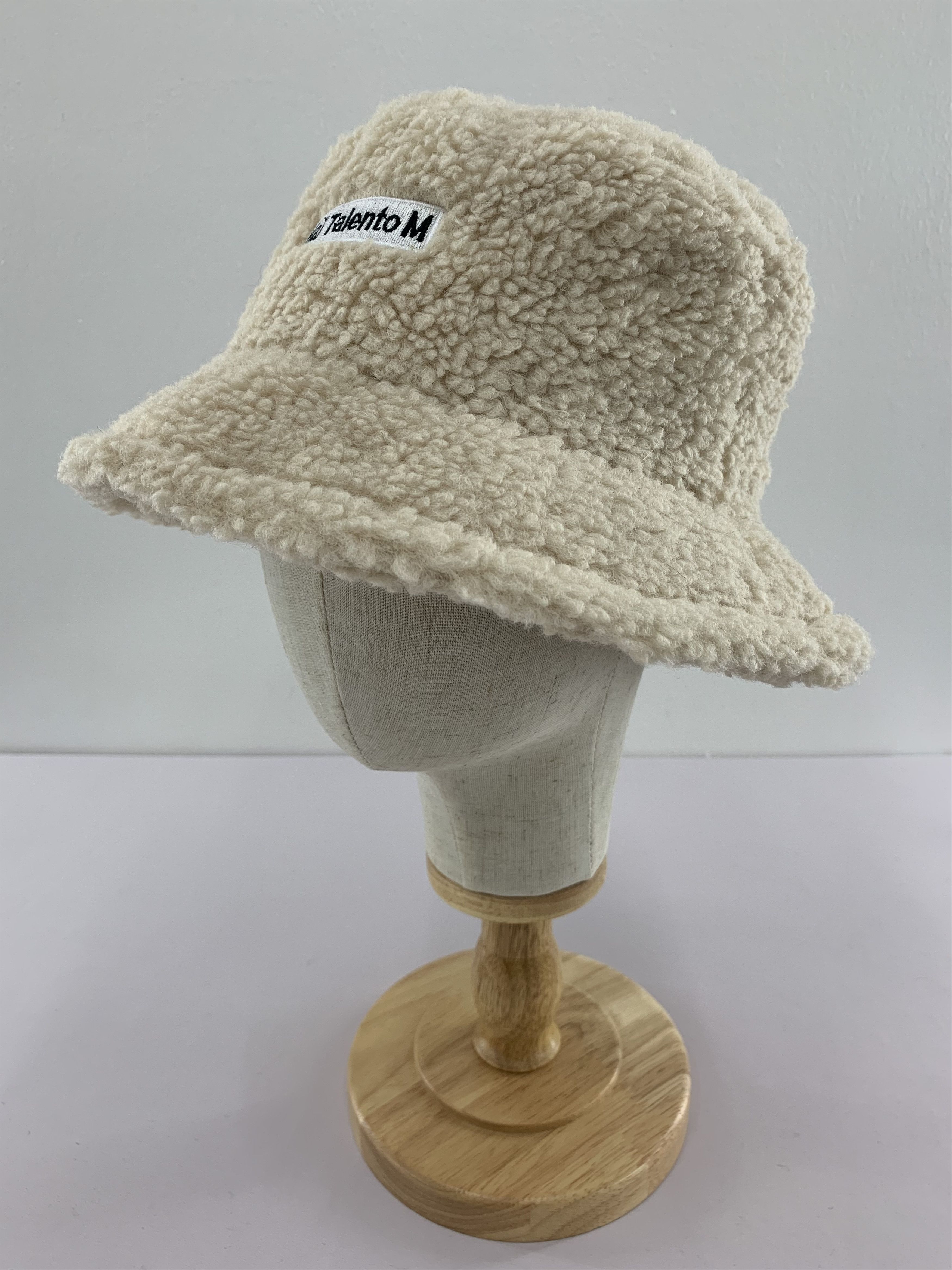 Japanese Brand Hai Talento M Sherpa Bucket Hats / Winter Hats Size ONE SIZE - 1 Thumbnail