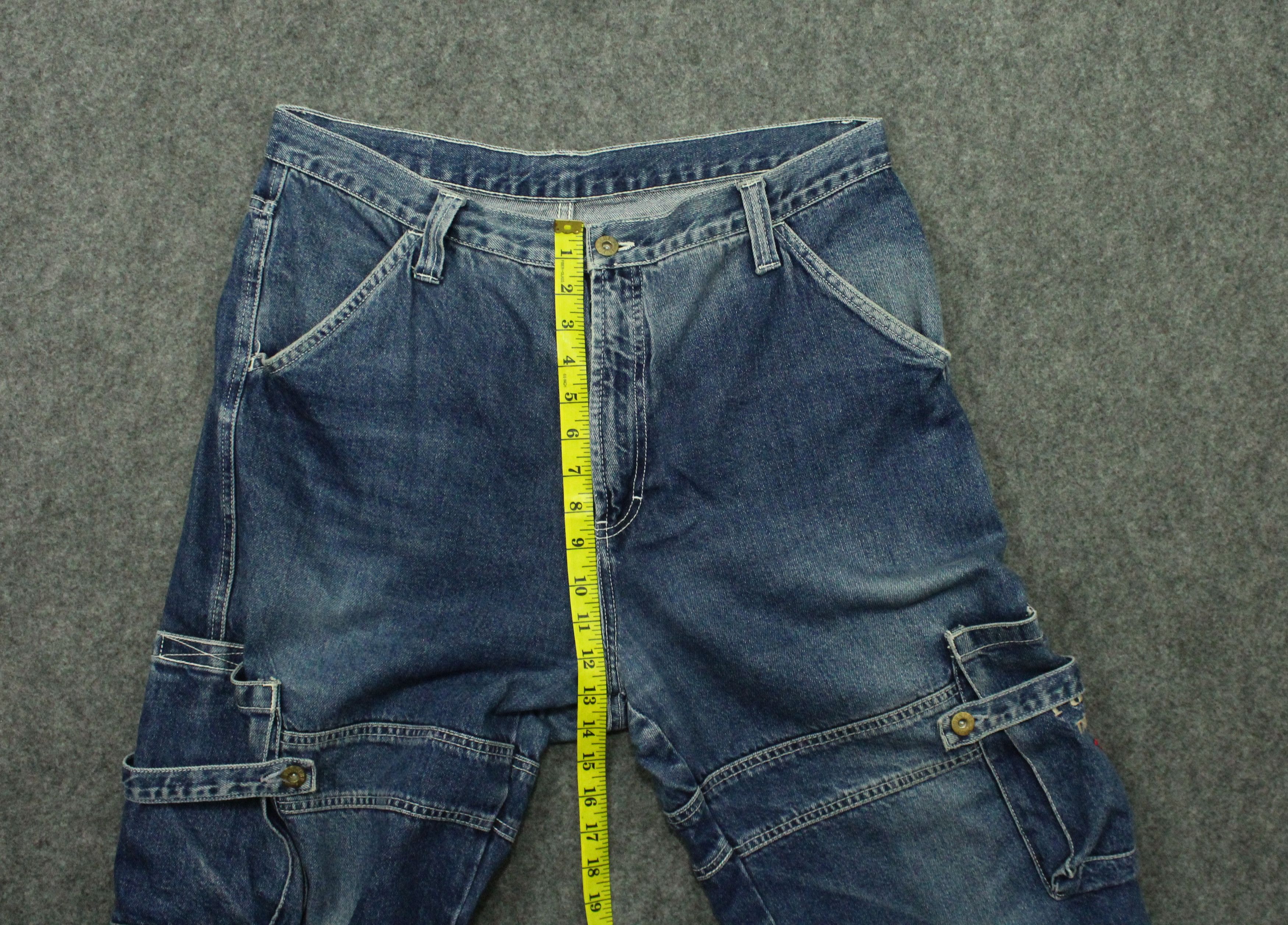 Vintage Vintage PORSCHE DENIM Cargo Bondage Distressed Baggy Size US 36 / EU 52 - 23 Thumbnail