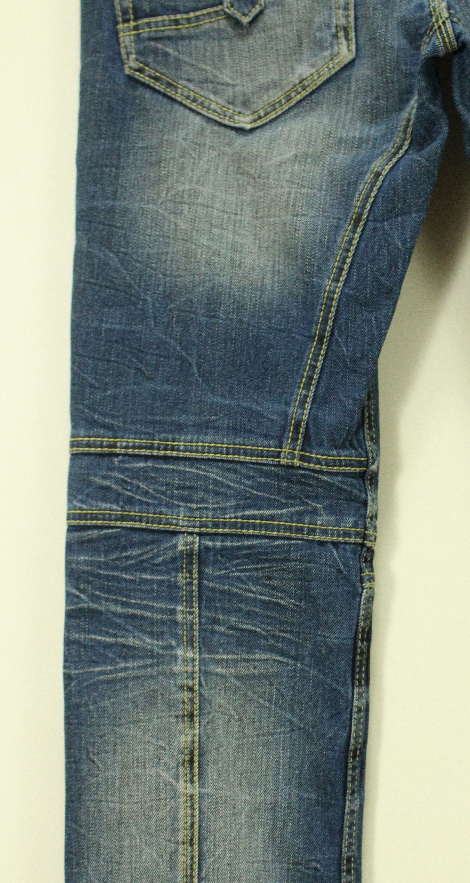 Japanese Brand NICOLE CLUB Denim Zipper Pocket Distressed Style Denim Size US 32 / EU 48 - 11 Thumbnail