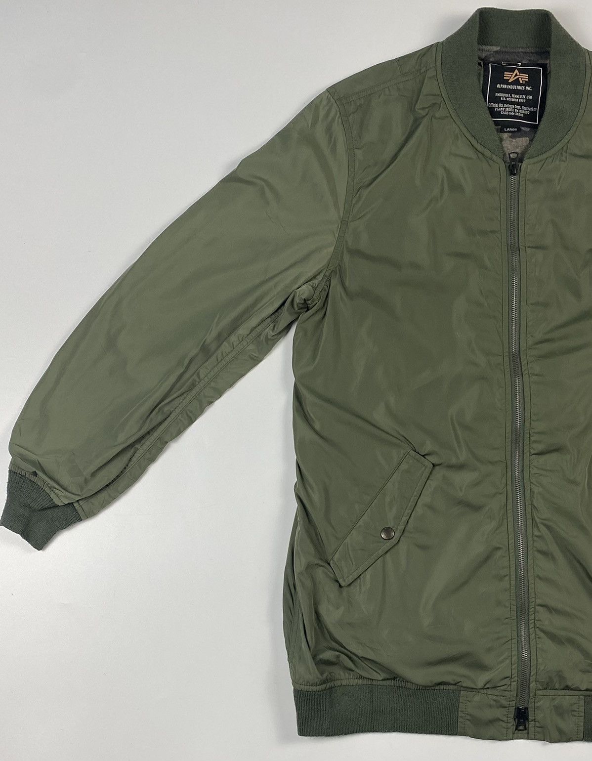 Alpha Industries ARMY ALPHA INDUSTRIES BOMBER JACKET AVIREX JACKET Size US L / EU 52-54 / 3 - 4 Thumbnail