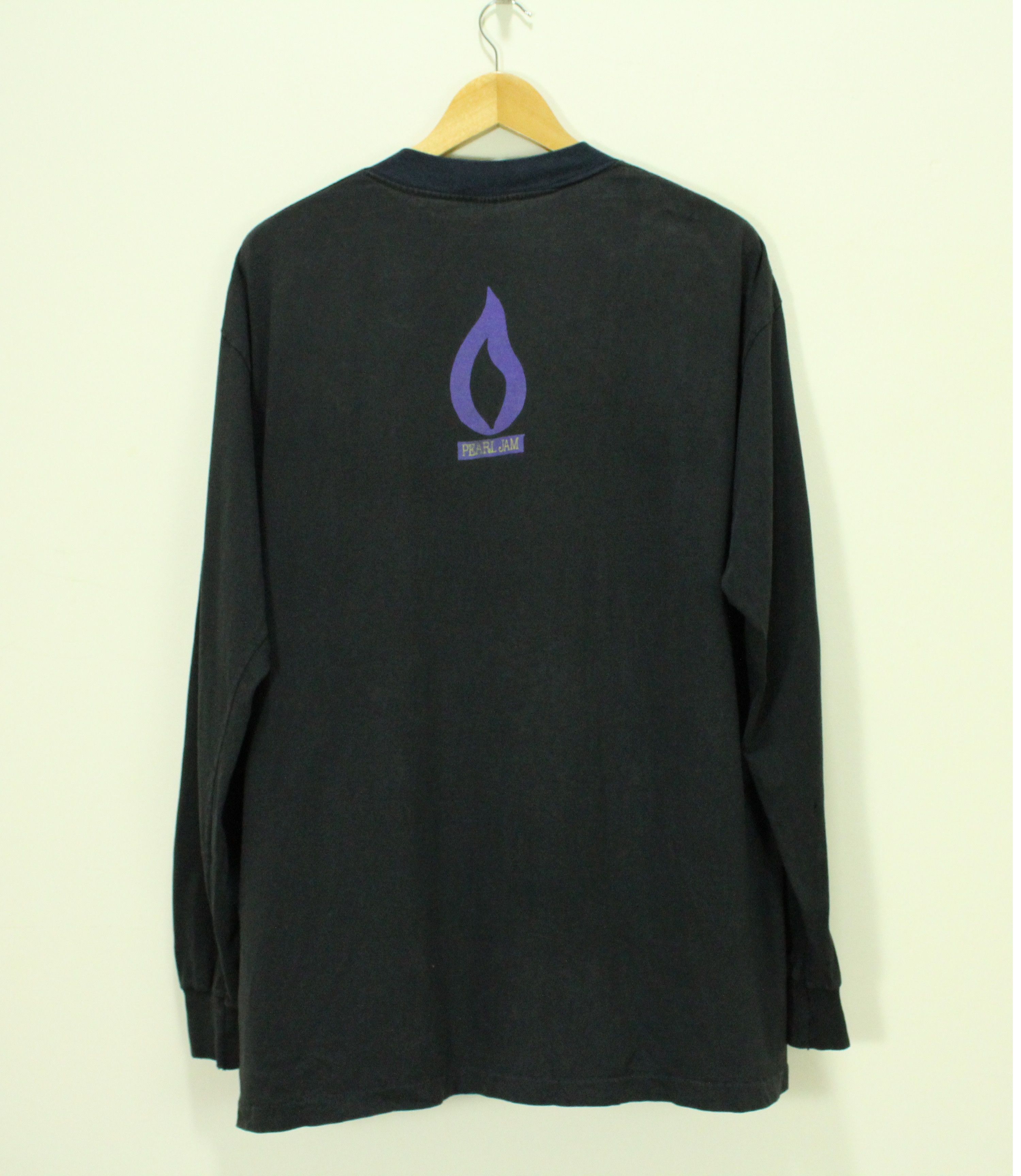 Band Tees Vintage 90s PEARL JAM T Shirt Long Sleeve Single Stitch Size US XL / EU 56 / 4 - 1 Thumbnail