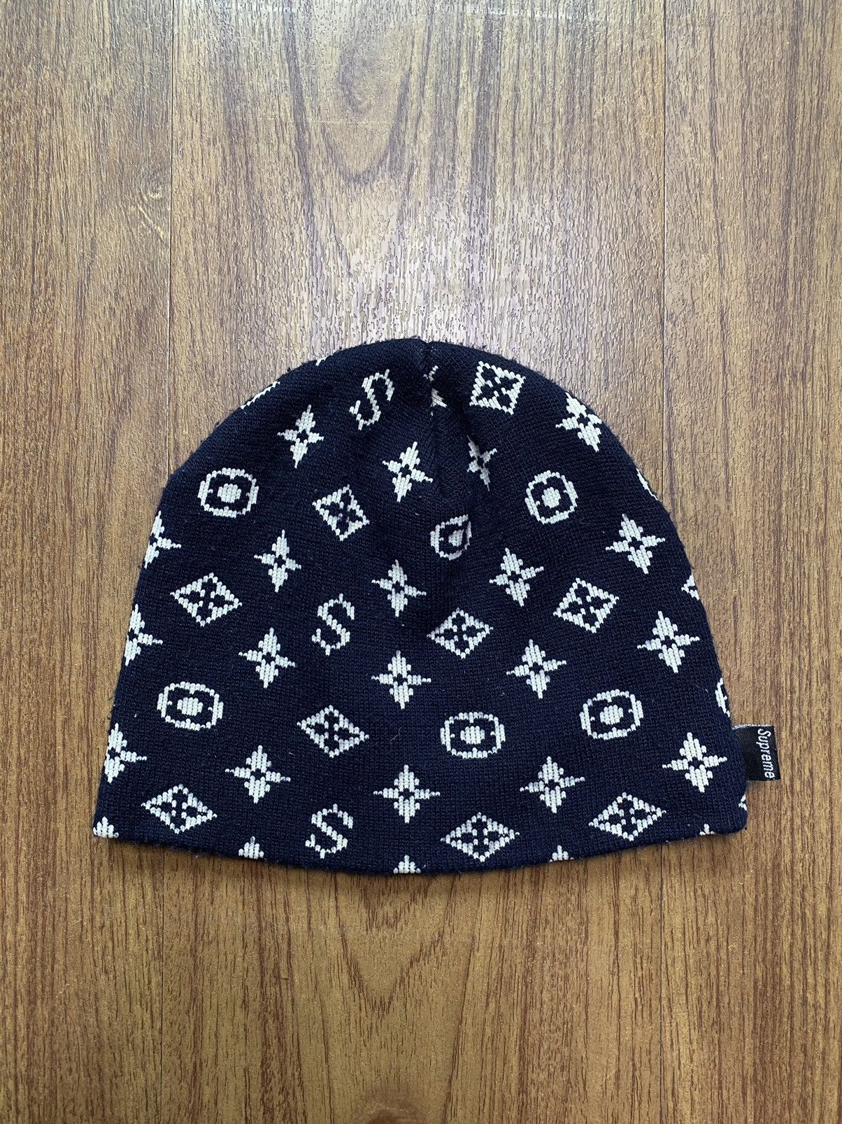 Supreme × Vintage OG 2000 Supreme Louis Vuitton LV Monogram 