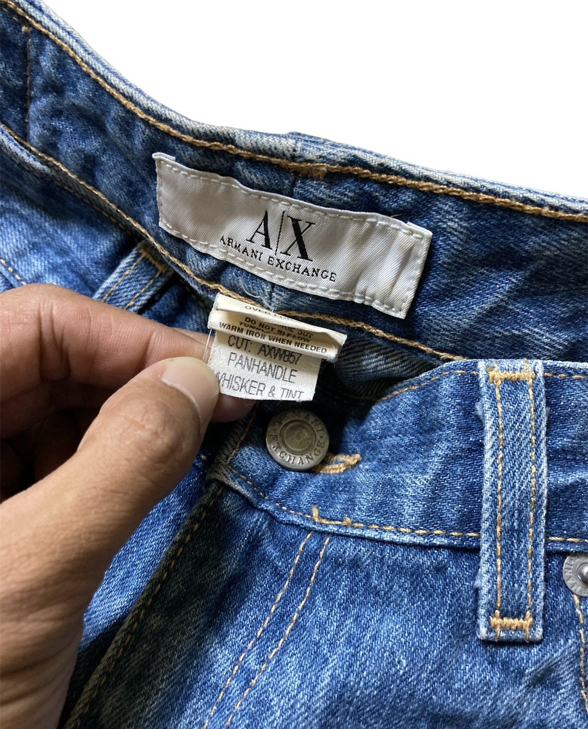 Armani Exchange Armani Exchange Bootcut Jean Size 30" / US 8 / IT 44 - 6 Thumbnail