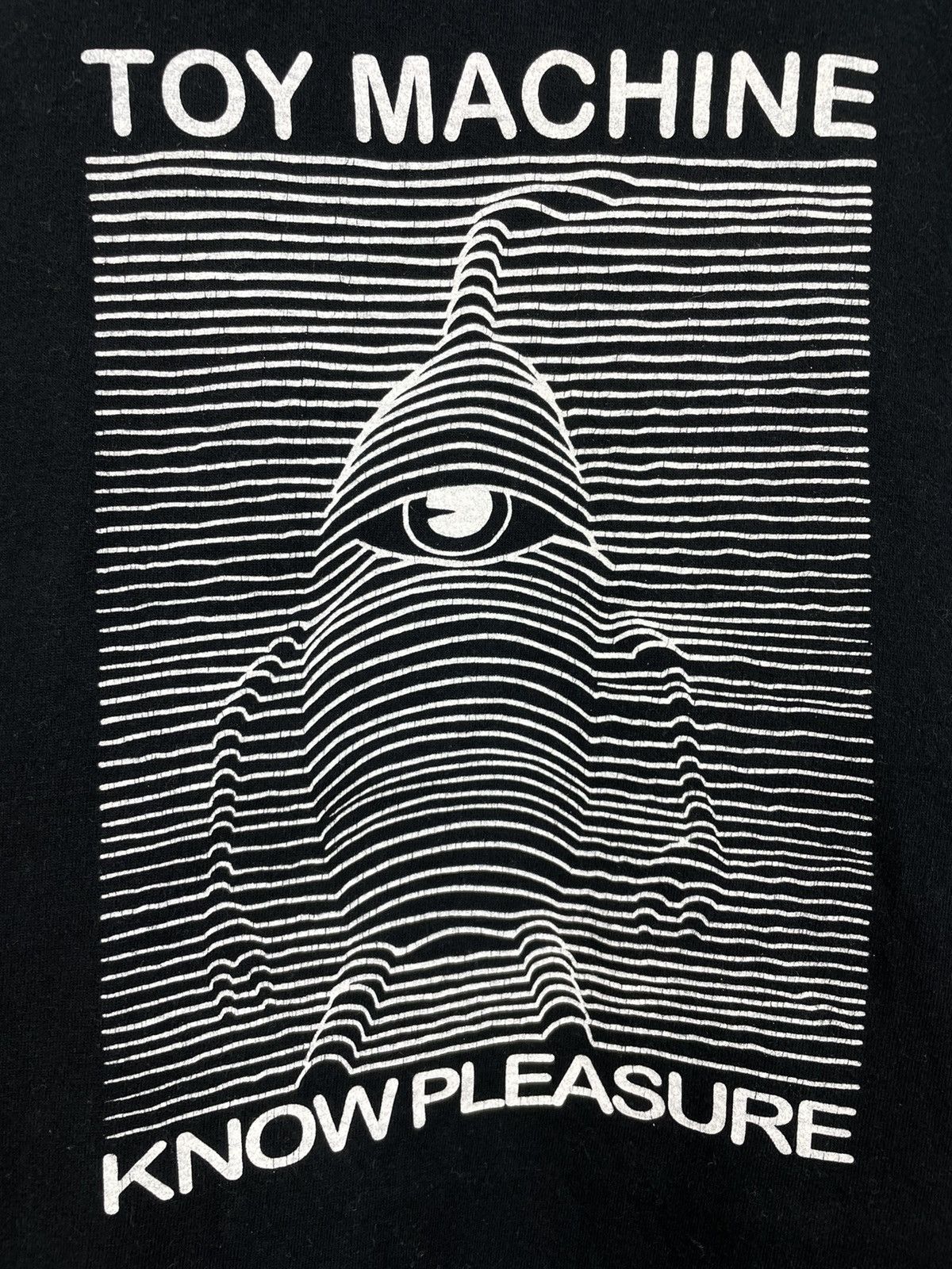 Joy Division Toy Machine skateboard know pleasure Joy Division t shirt Size US M / EU 48-50 / 2 - 4 Thumbnail