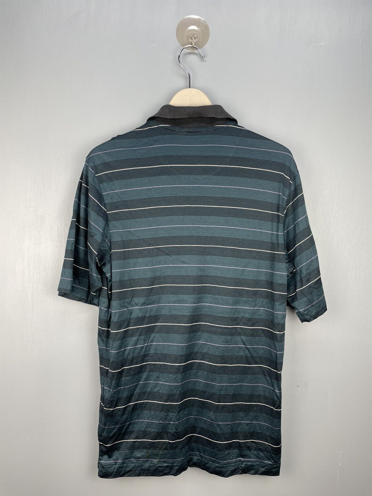 Nike × Tiger Woods Vintage Nike Tiger Woods Golf polo shirt Size US S / EU 44-46 / 1 - 2 Thumbnail
