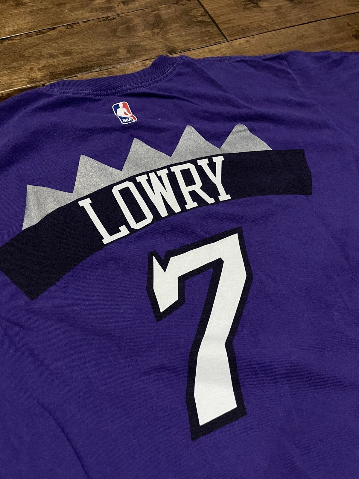 Adidas × NBA × Vintage Vintage Raptors t shirt Size US M / EU 48-50 / 2 - 4 Thumbnail