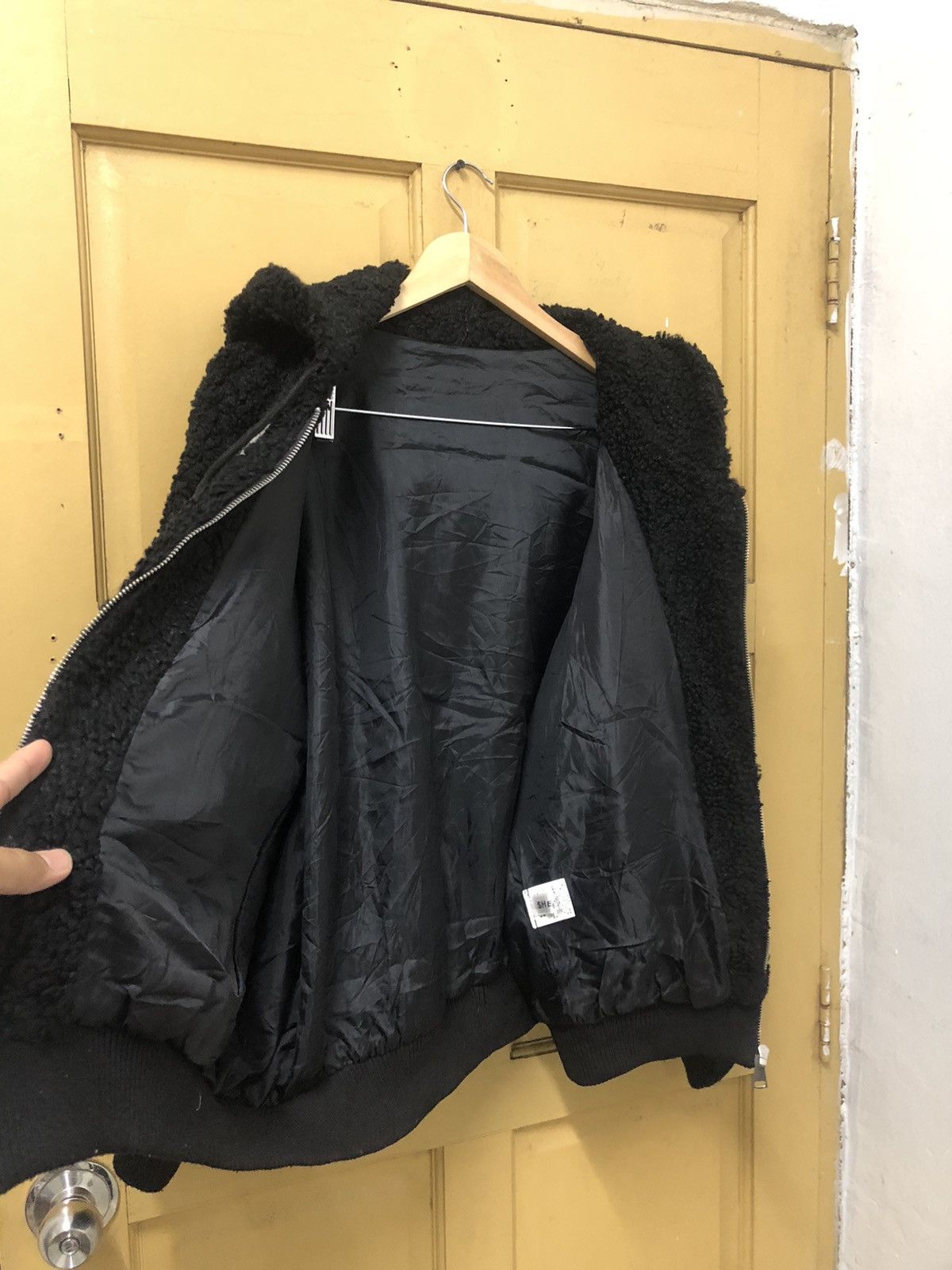 Japanese Brand Nice❗️SHEENA Spell Out Over Size Deep Pile Hoodie Size L / US 10 / IT 46 - 4 Thumbnail