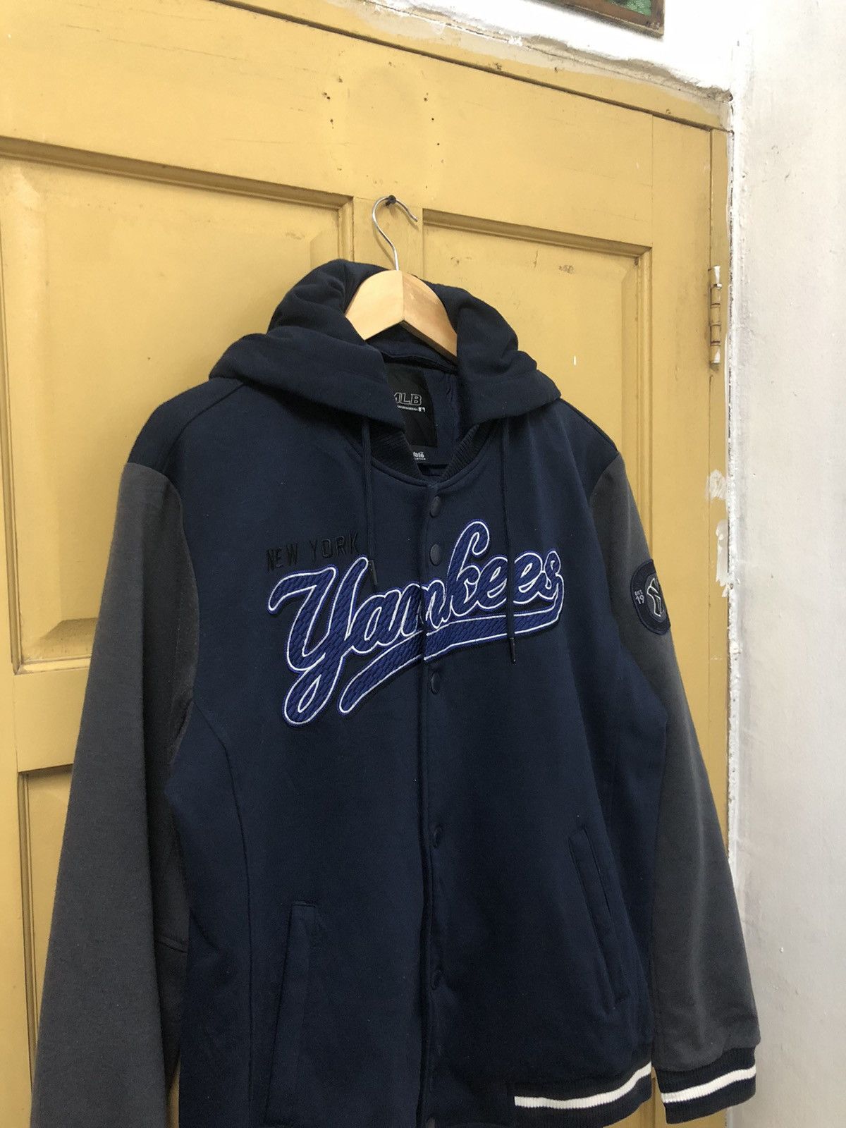 MLB Vintage MLB New York Yankees Varsity Jackets Size US XXL / EU 58 / 5 - 12 Thumbnail