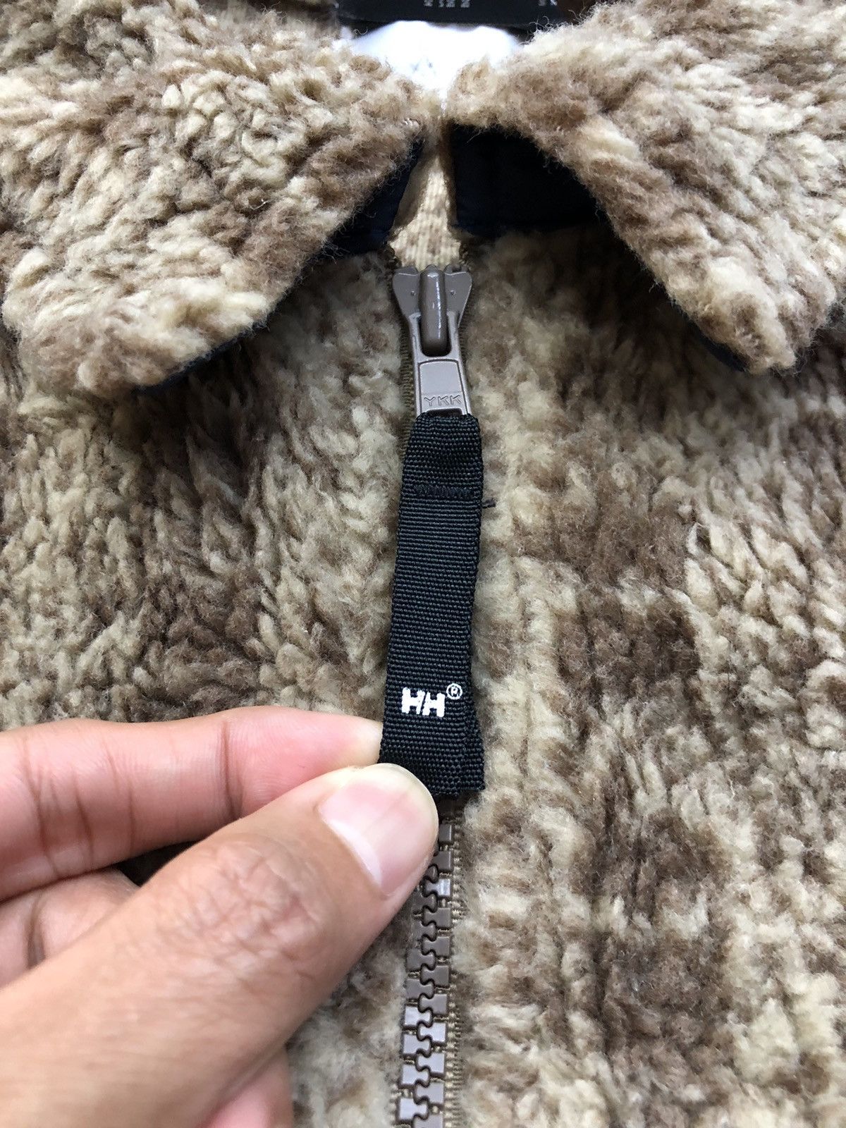 Helly Hansen Vintage Helly Hansen Deep Pile Fleece Jacket Size US L / EU 52-54 / 3 - 7 Thumbnail