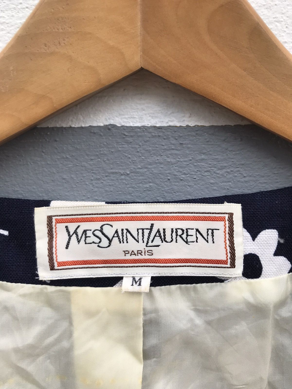 Yves Saint Laurent Yves Saint Laurent tweed jacket Size US S / EU 44-46 / 1 - 3 Thumbnail