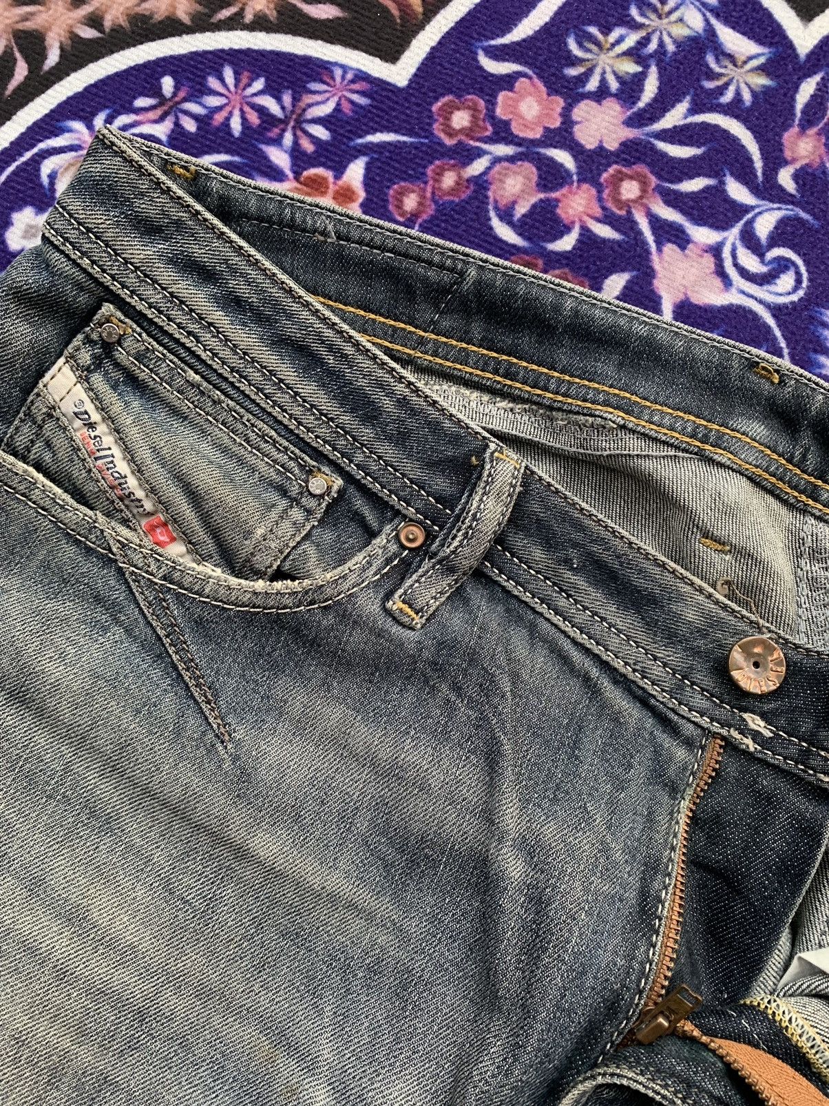 Diesel Vintage Diesel Industry Faded Wash Denim Size US 38 / EU 54 - 3 Thumbnail
