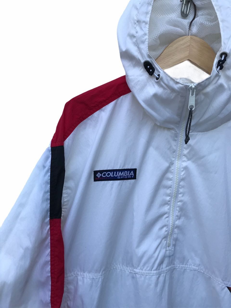 Columbia Vintage Columbia Windbreaker Hoodie Streetwear Jacket Size US XL / EU 56 / 4 - 5 Thumbnail