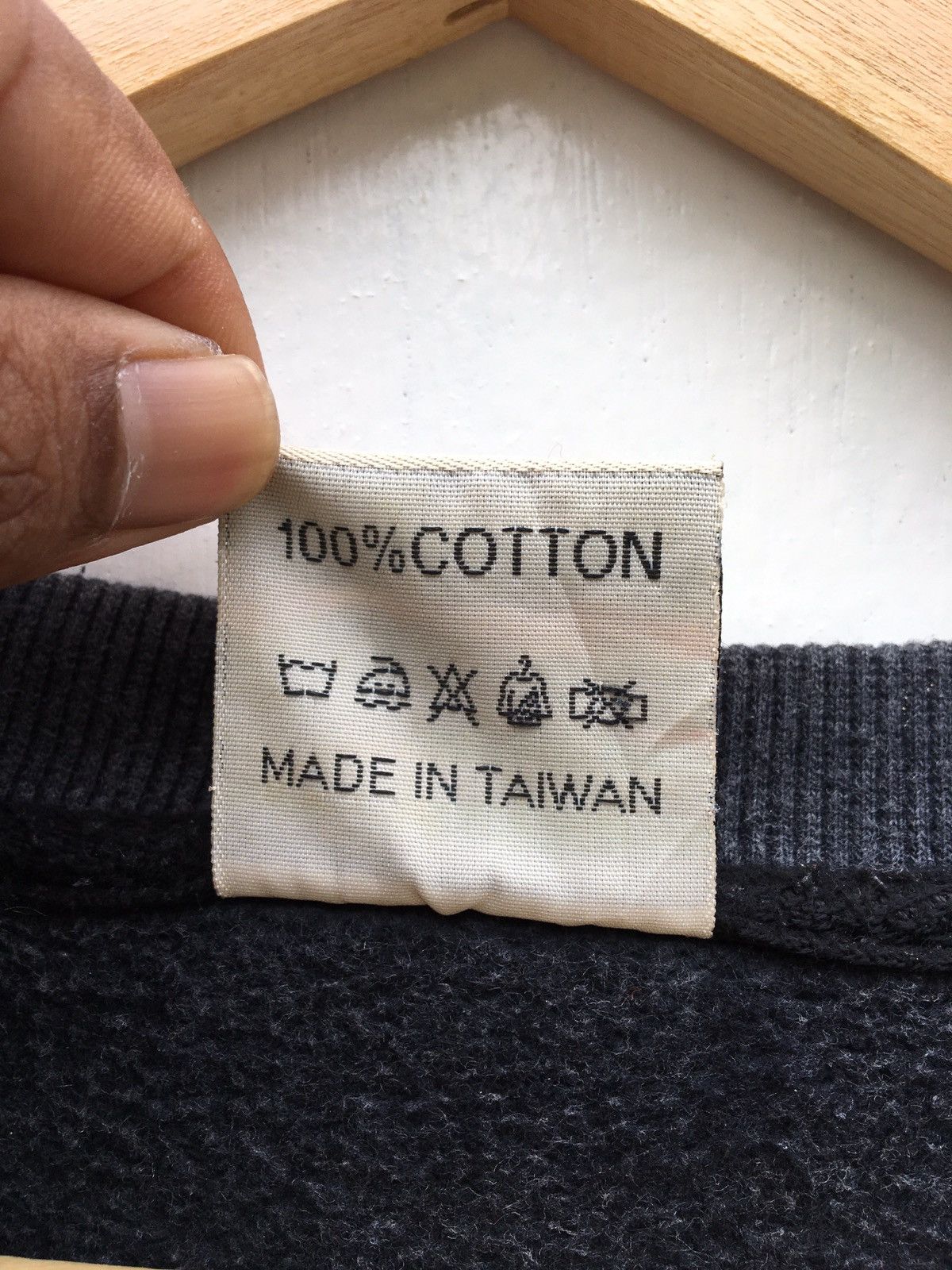 Japanese Brand Rare NeighborhoodxWTAPS Opening ExhibitionStaffwear Sweater Size US L / EU 52-54 / 3 - 15 Thumbnail