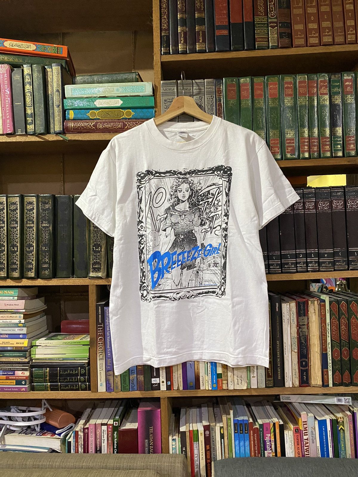 Anime Rare Jojo Bizarre Adventure Anime Manga Shirt Size US M / EU 48-50 / 2 - 1 Thumbnail