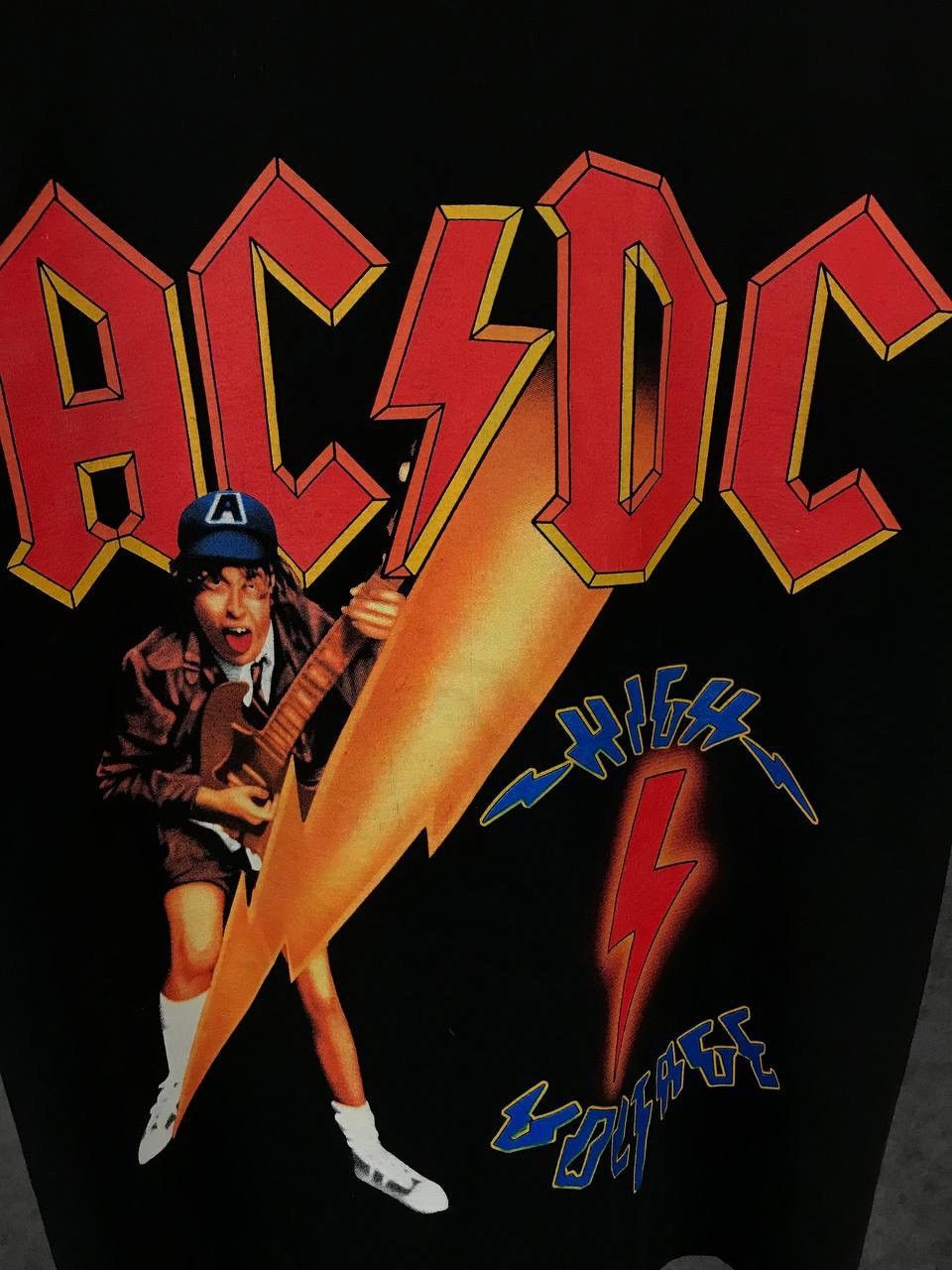 AC/DC AC/DC vintage rock band overprinted tee Size US M / EU 48-50 / 2 - 4 Thumbnail