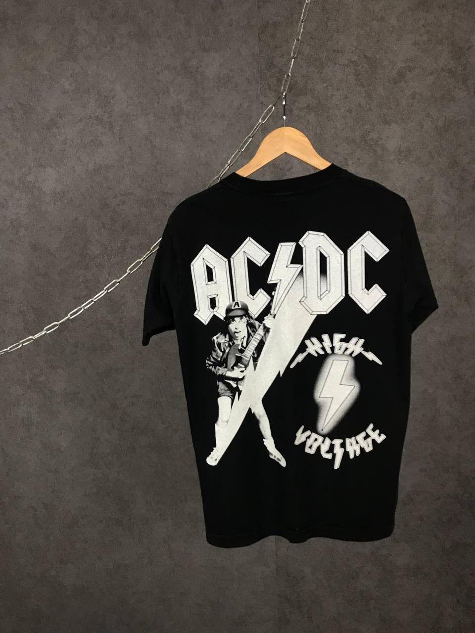 AC/DC AC/DC vintage rock band overprinted tee Size US M / EU 48-50 / 2 - 2 Thumbnail