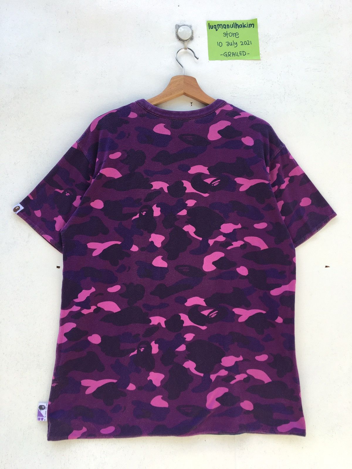 Bape Rare BAPE A Bathing Ape Colour Camo College Tee Reversible Size US L / EU 52-54 / 3 - 16 Thumbnail