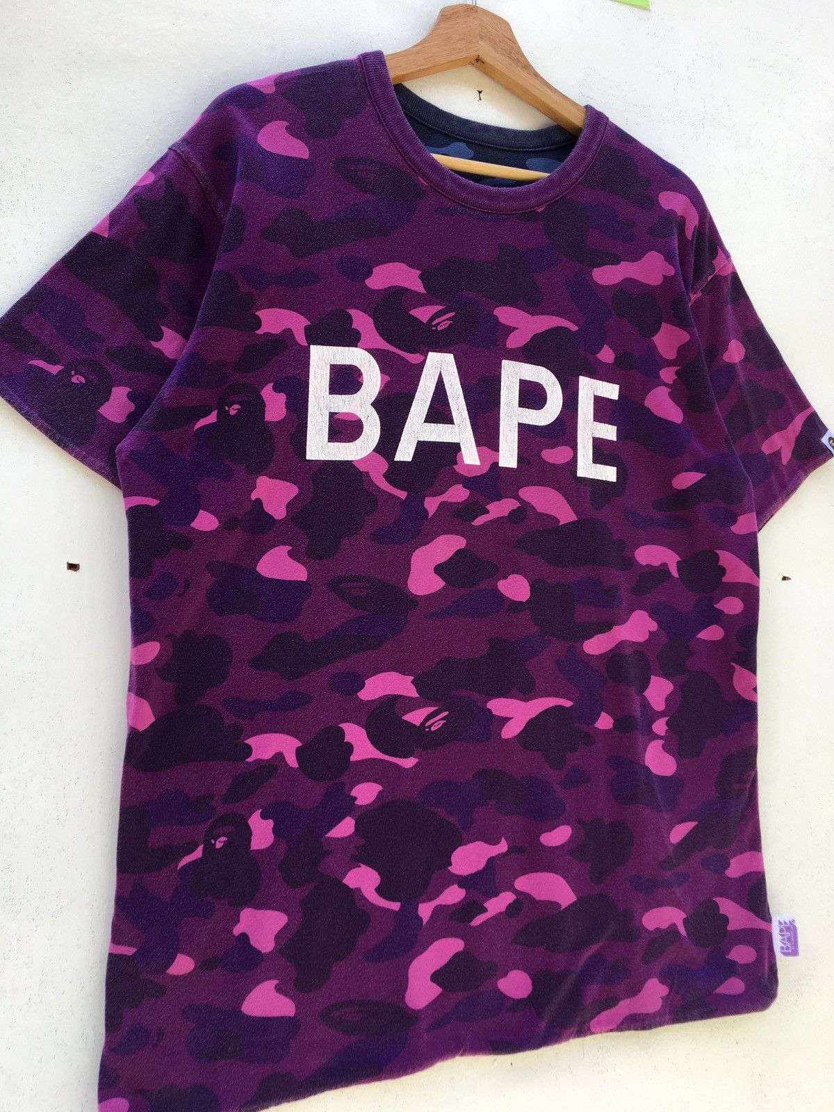 Bape Rare BAPE A Bathing Ape Colour Camo College Tee Reversible Size US L / EU 52-54 / 3 - 6 Thumbnail