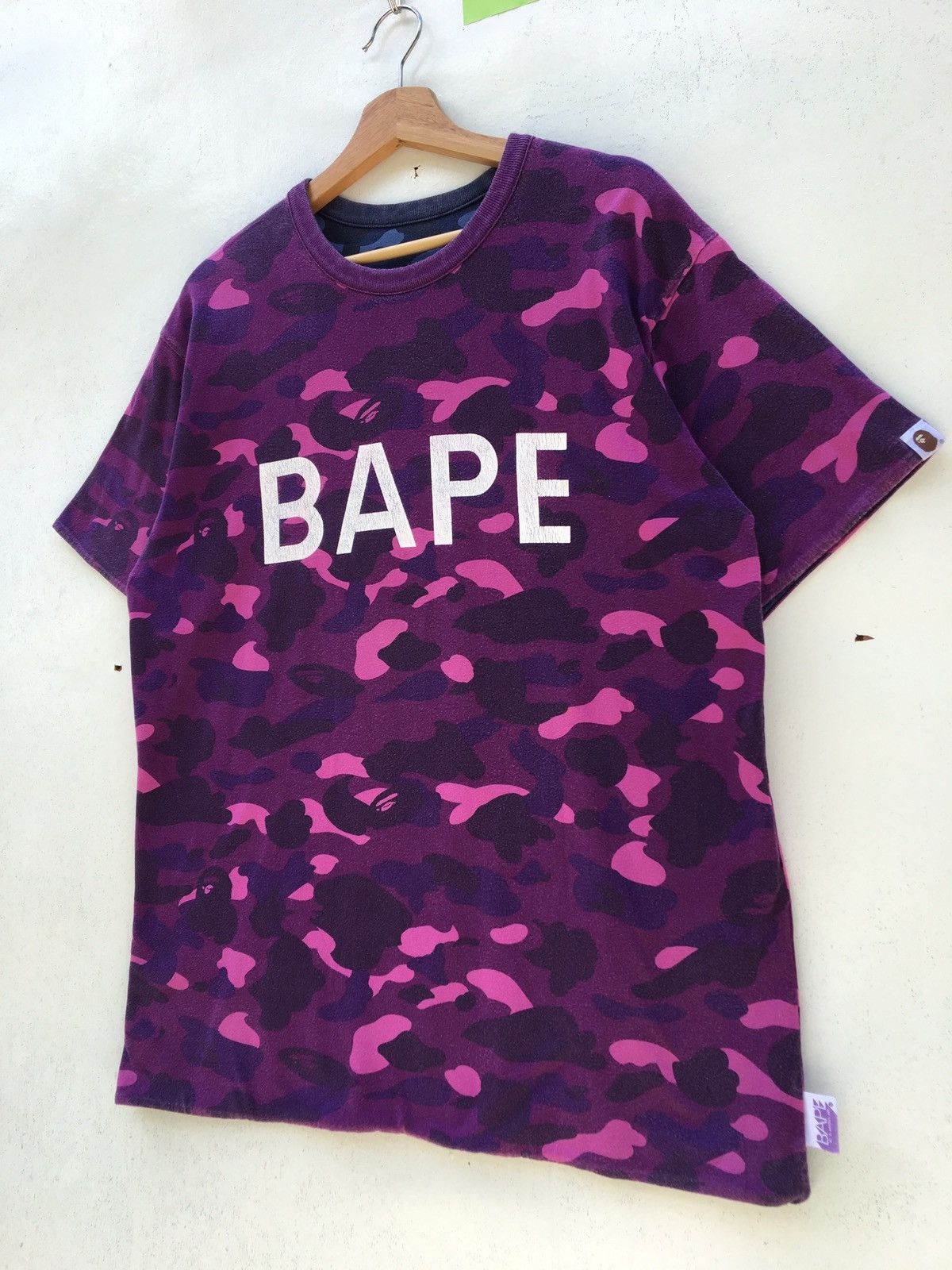 Bape Rare BAPE A Bathing Ape Colour Camo College Tee Reversible Size US L / EU 52-54 / 3 - 4 Thumbnail