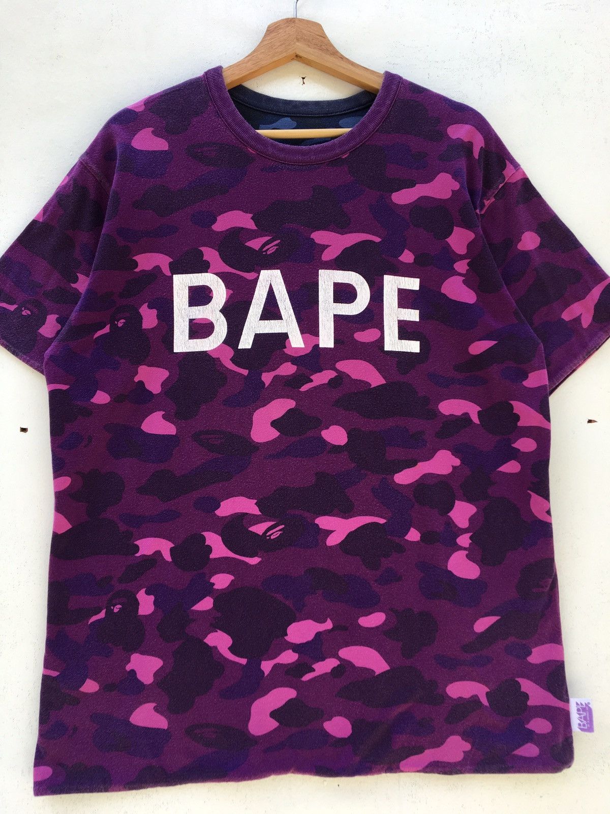 Bape Rare BAPE A Bathing Ape Colour Camo College Tee Reversible Size US L / EU 52-54 / 3 - 5 Thumbnail