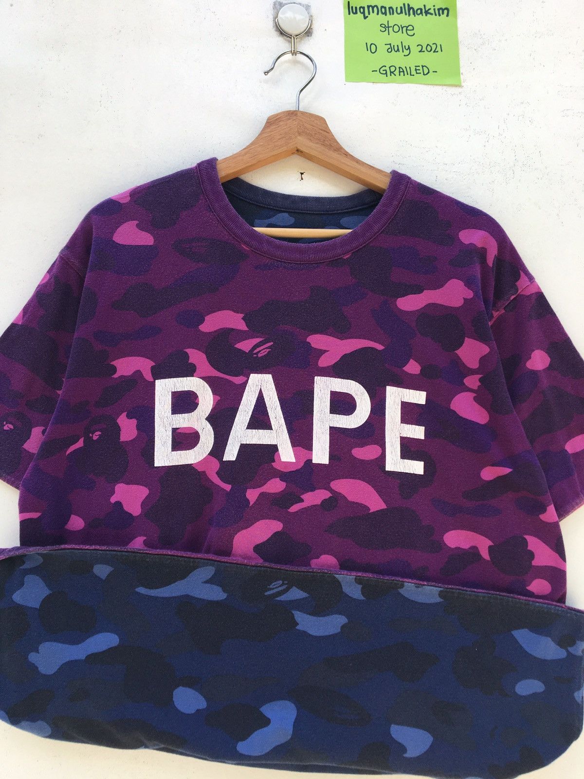 Bape Rare BAPE A Bathing Ape Colour Camo College Tee Reversible Size US L / EU 52-54 / 3 - 14 Thumbnail