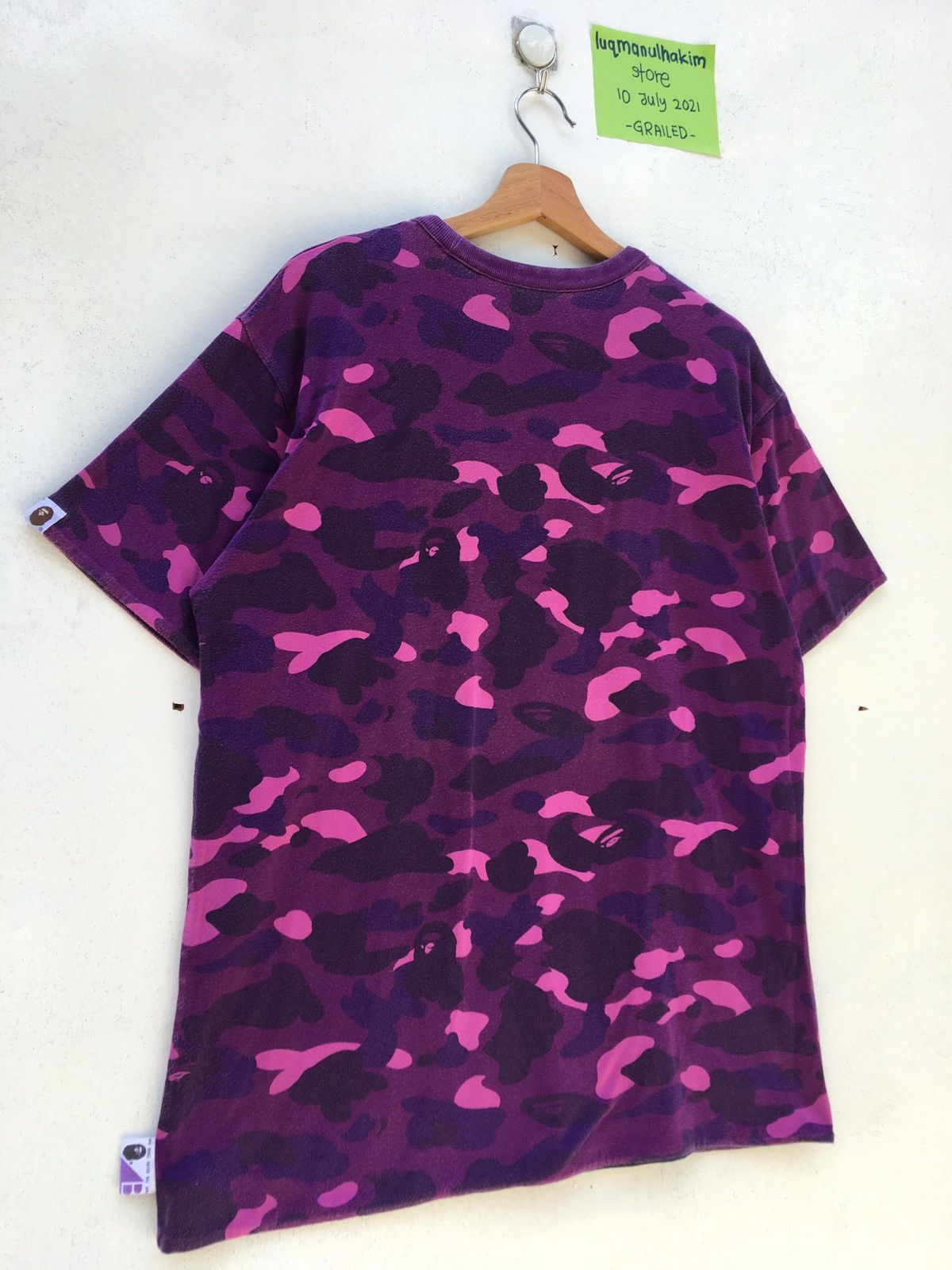 Bape Rare BAPE A Bathing Ape Colour Camo College Tee Reversible Size US L / EU 52-54 / 3 - 17 Thumbnail