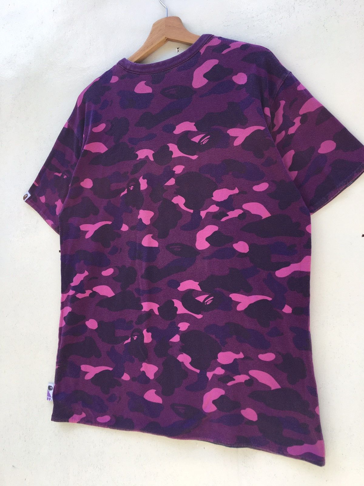 Bape Rare BAPE A Bathing Ape Colour Camo College Tee Reversible Size US L / EU 52-54 / 3 - 18 Thumbnail
