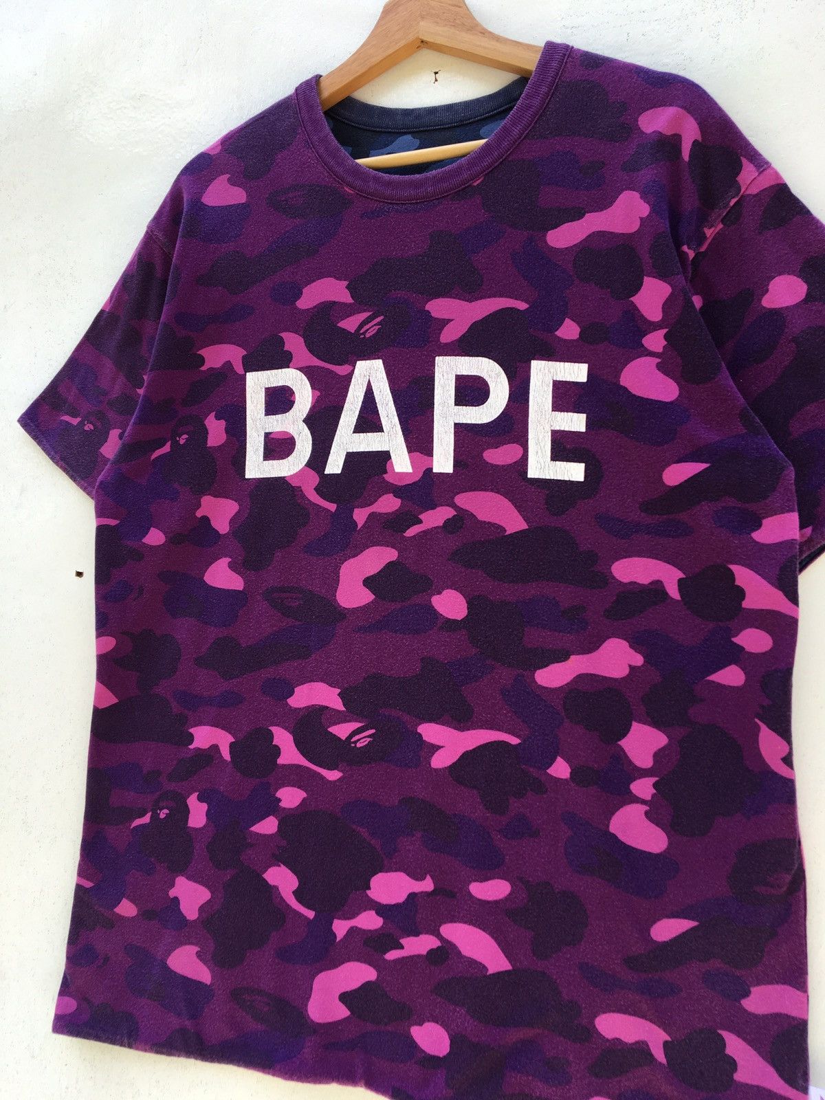 Bape Rare BAPE A Bathing Ape Colour Camo College Tee Reversible Size US L / EU 52-54 / 3 - 7 Thumbnail