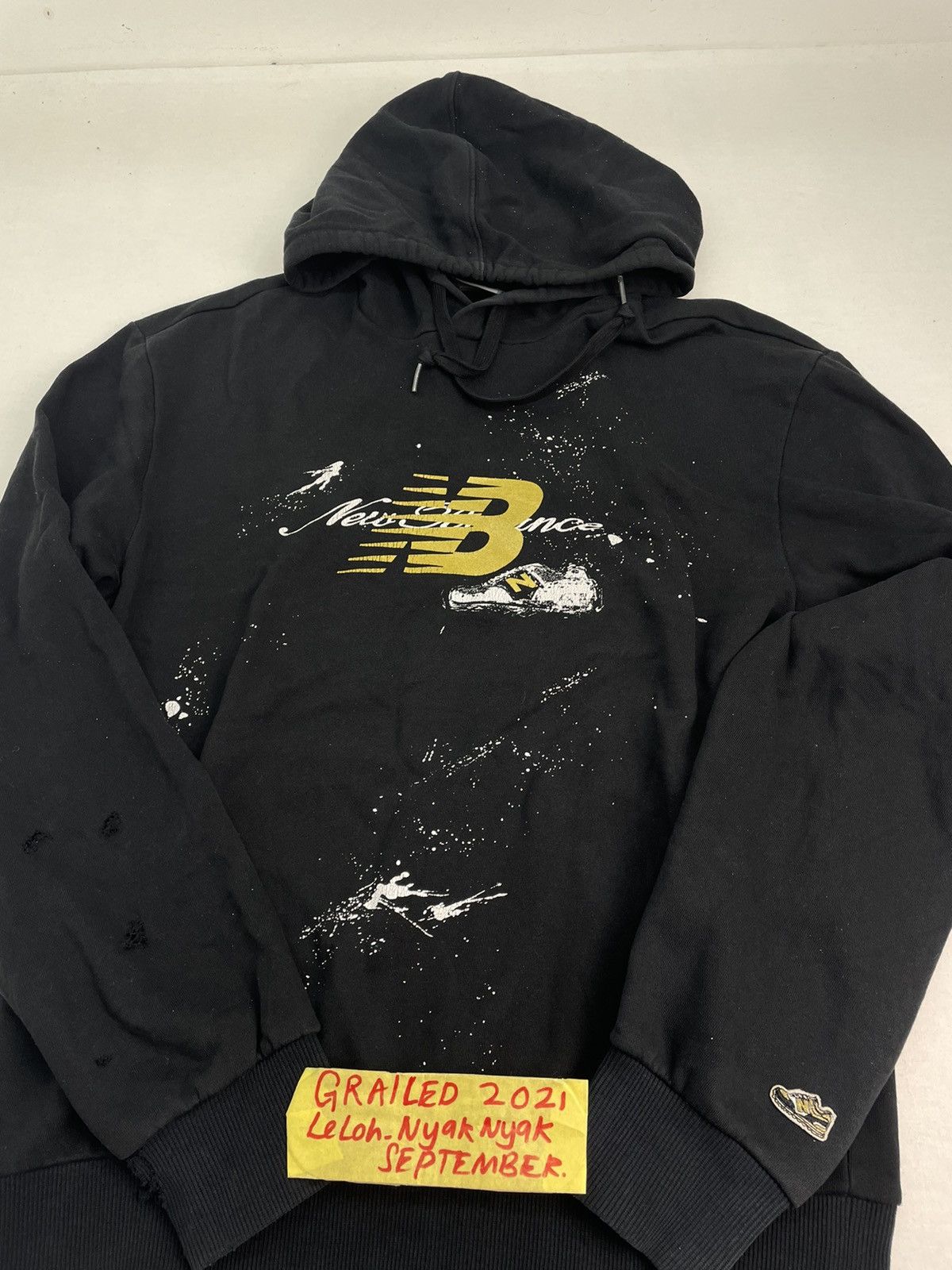 New Balance New balance Sweatshirt hoodies distressed Size US XL / EU 56 / 4 - 7 Thumbnail
