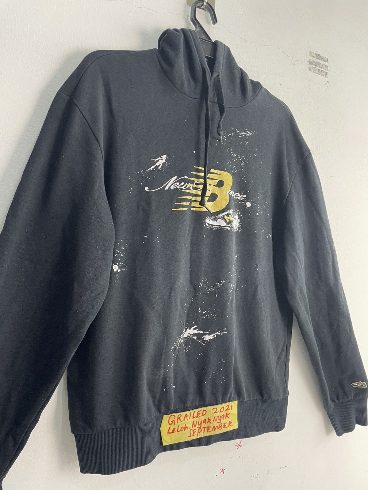 New Balance New balance Sweatshirt hoodies distressed Size US XL / EU 56 / 4 - 4 Thumbnail