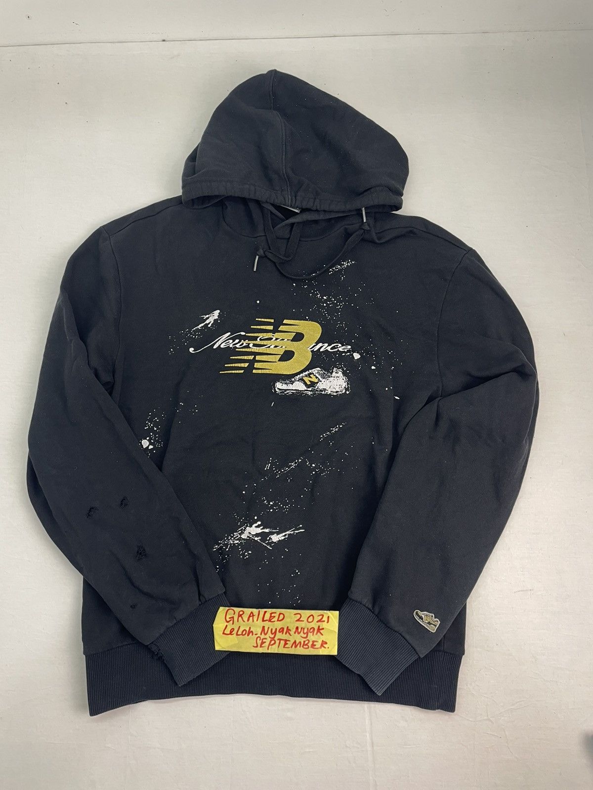 New Balance New balance Sweatshirt hoodies distressed Size US XL / EU 56 / 4 - 9 Thumbnail