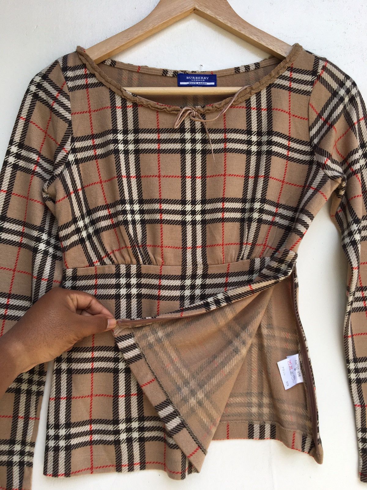Burberry Vintage Burberry Checkered London Longsleeve Top Size S / US 4 / IT 40 - 9 Thumbnail