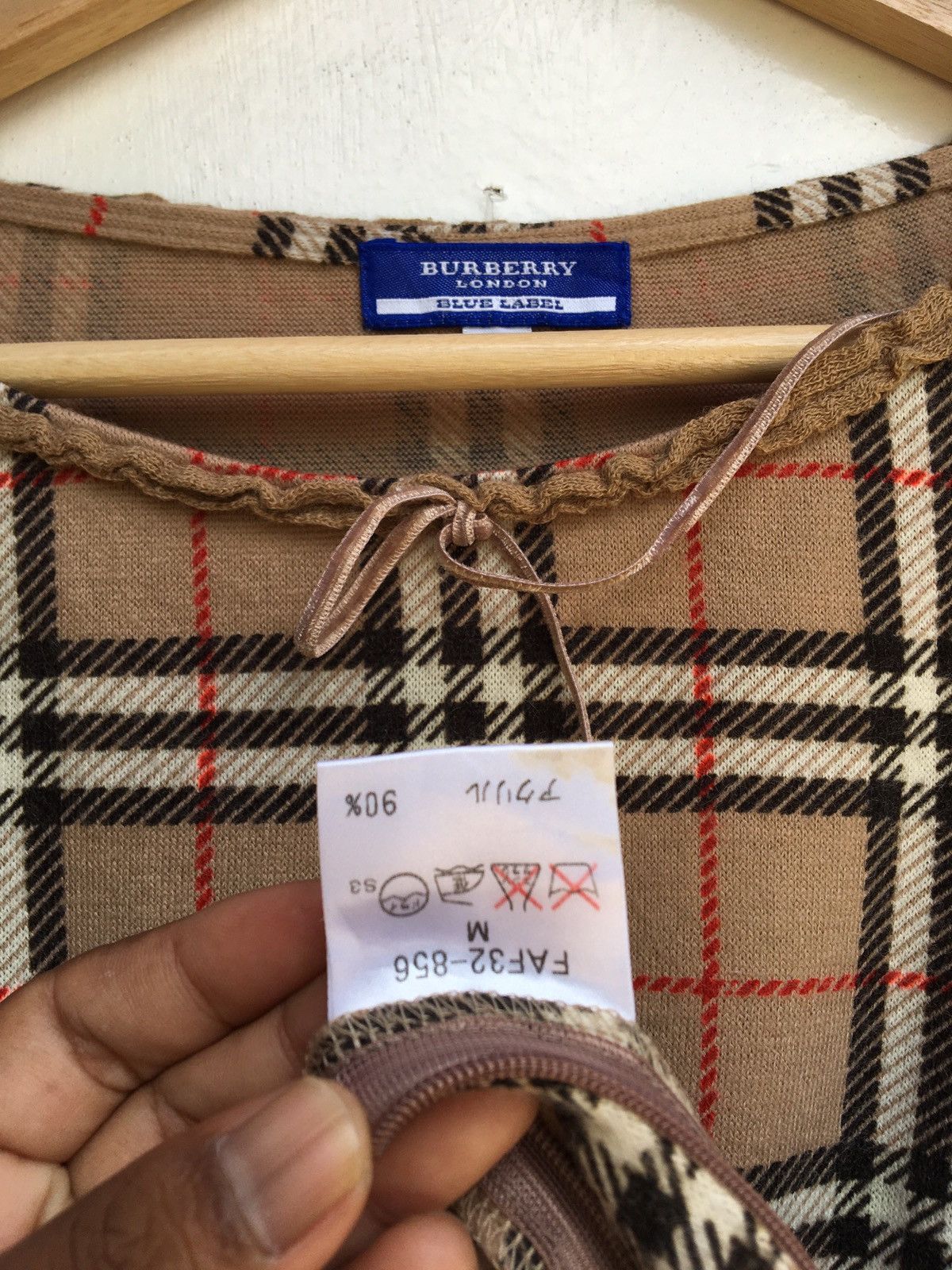 Burberry Vintage Burberry Checkered London Longsleeve Top Size S / US 4 / IT 40 - 10 Thumbnail