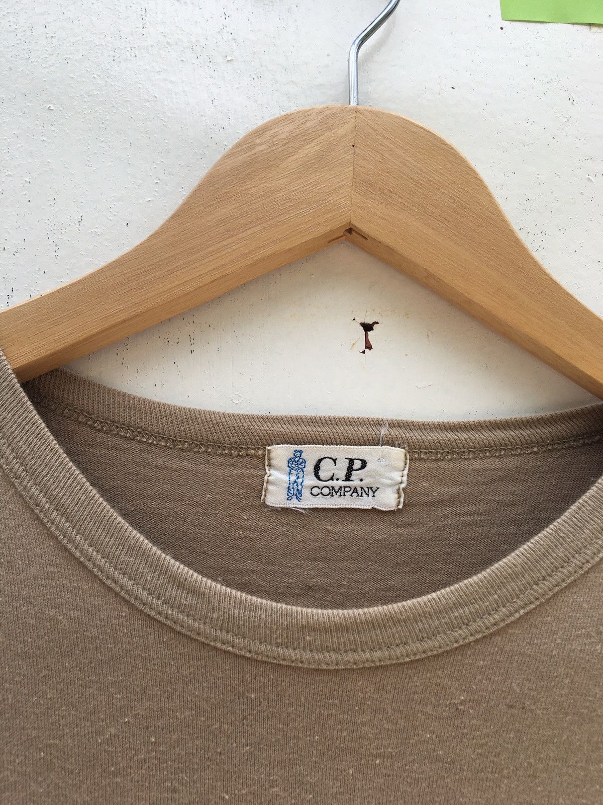 C.P. Company Rare Vintage C.P Company Logo Plain Tshirt Size US S / EU 44-46 / 1 - 7 Thumbnail