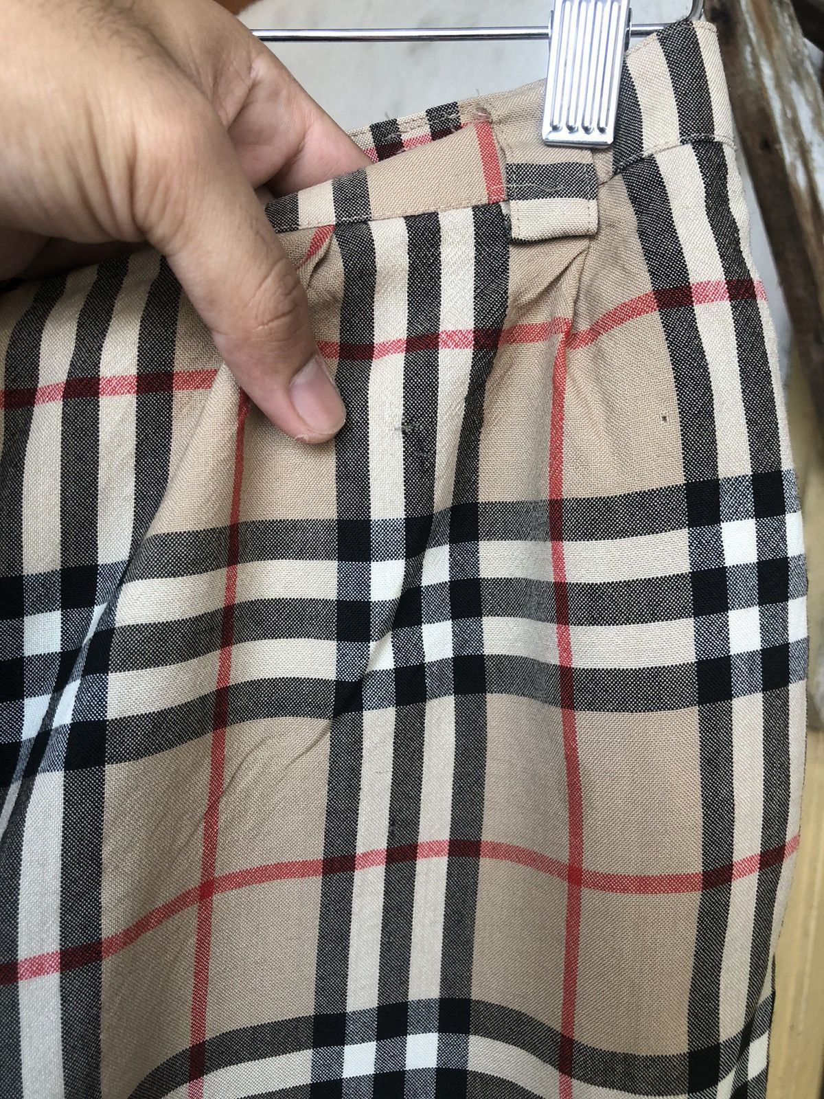 Burberry Vintage Burberry Nova Check Distressed Trousers Pants Size 27" / US 4 / IT 40 - 8 Thumbnail