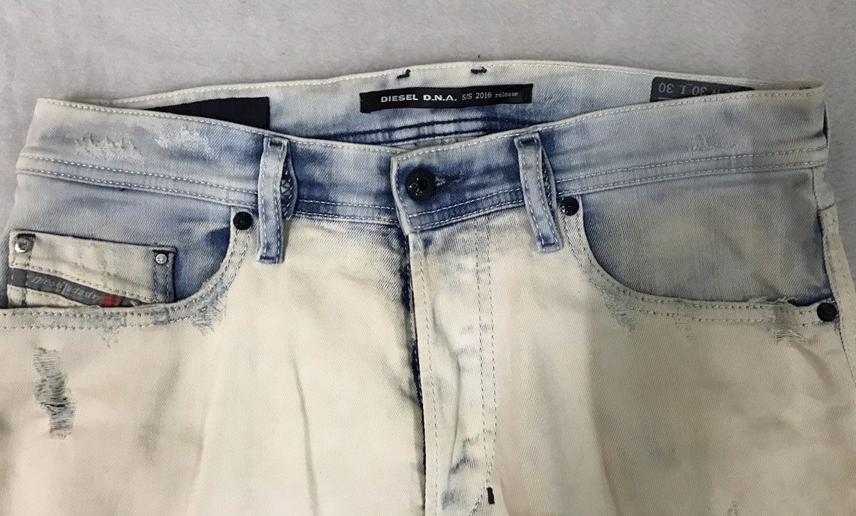 Diesel Distressed Jeans / Skinny Jeans Size 32
