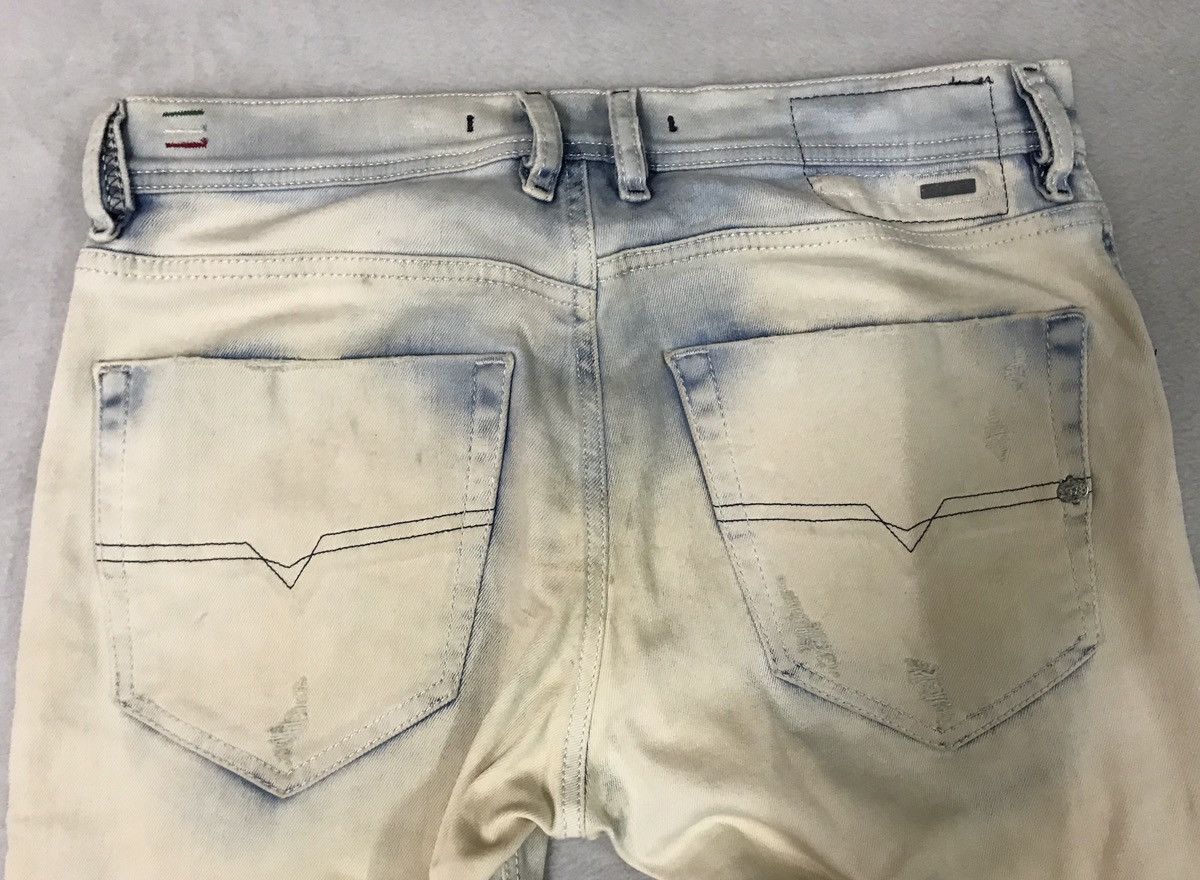 Diesel Distressed Jeans / Skinny Jeans Size 32