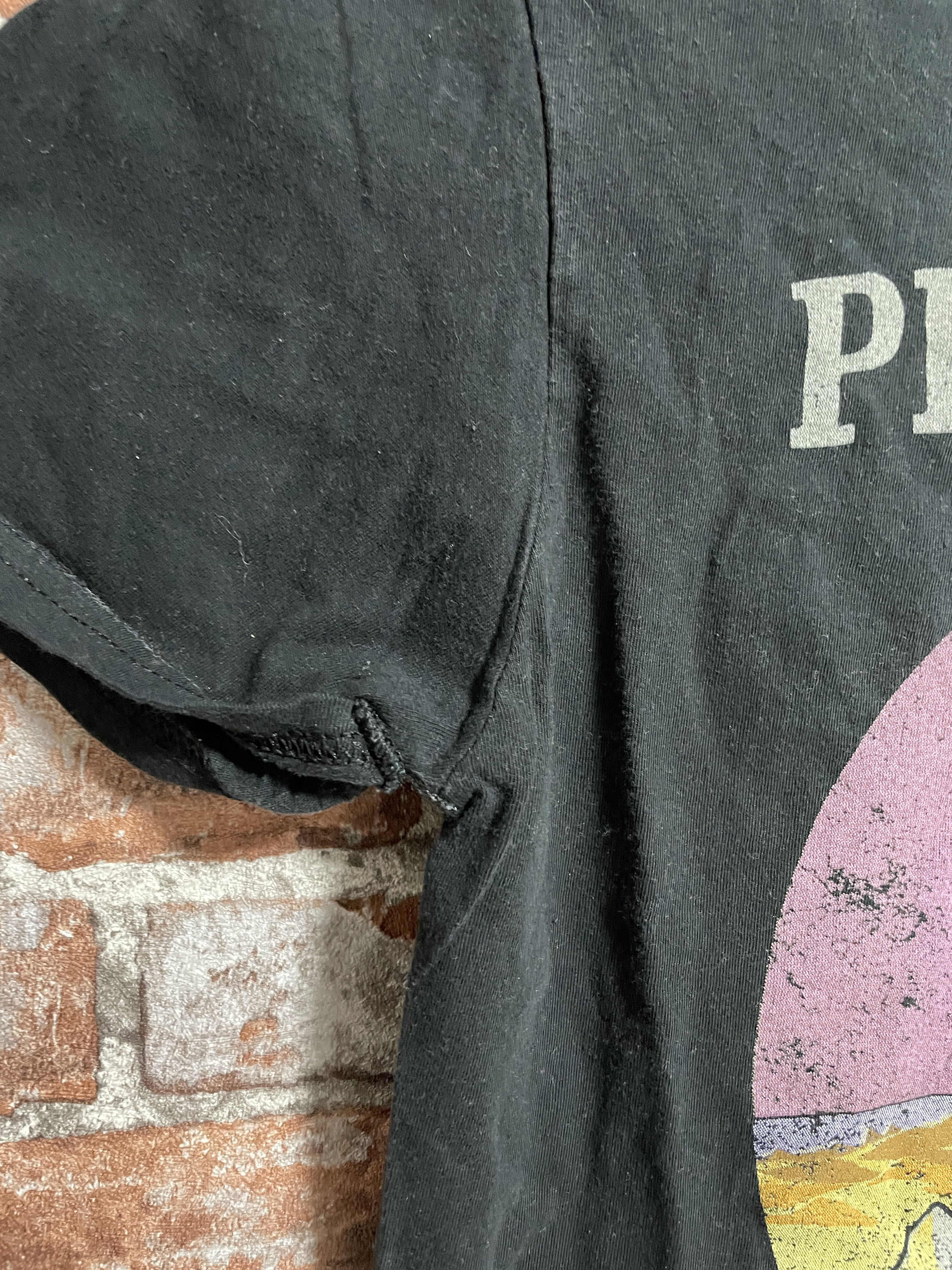 Band Tees Vintage 2000s Pink Floyd Rock Band T-shirt Size US S / EU 44-46 / 1 - 6 Thumbnail