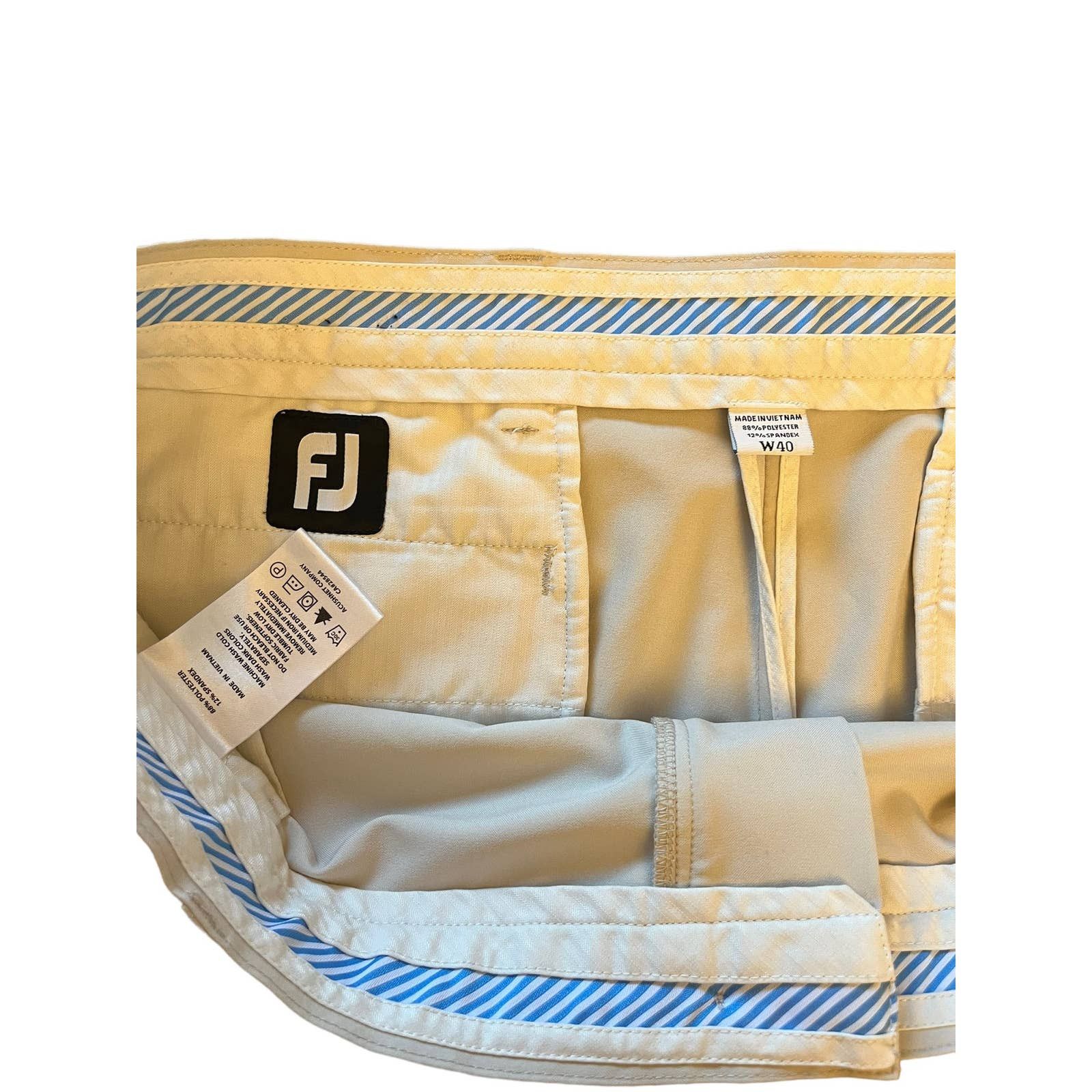 Footjoy Tan Footjoy Shorts (some flaws) SZ 40 Size US 40 / EU 56 - 6 Thumbnail